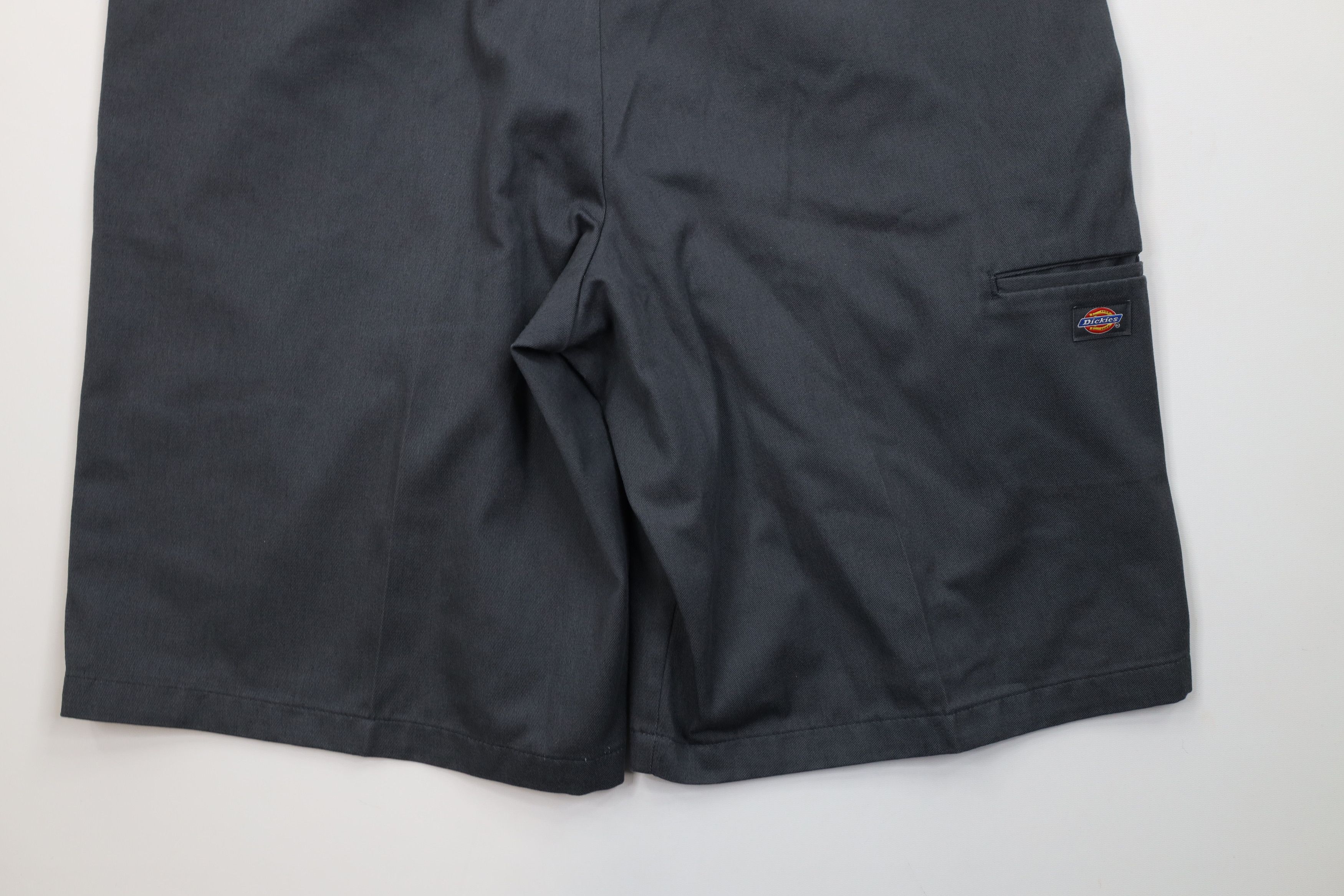 Dickies Vintage Y2K Dickies Baggy Fit Mechanic Workwear Shorts Gray Size US 42 / EU 58 - 11 Thumbnail
