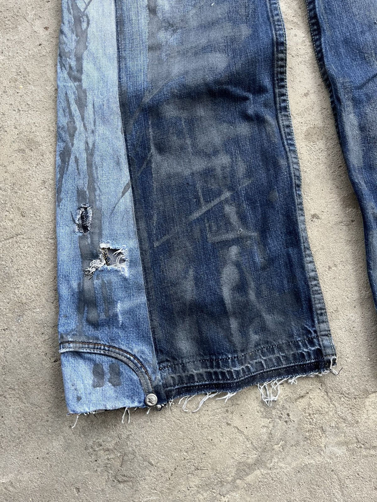 20471120 × If Six Was Nine × Japanese Brand Dirty Painted Distressed Thrashed Faded Baggy Jeans Y2K Size US 28 / EU 44 - 6 Thumbnail
