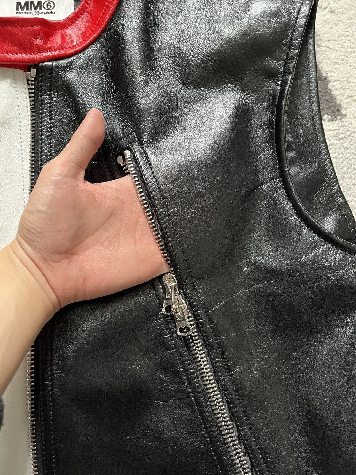 Maison Margiela MM6 Margiela leather Gilet Vest Size US S / EU 44-46 / 1 - 13 Thumbnail