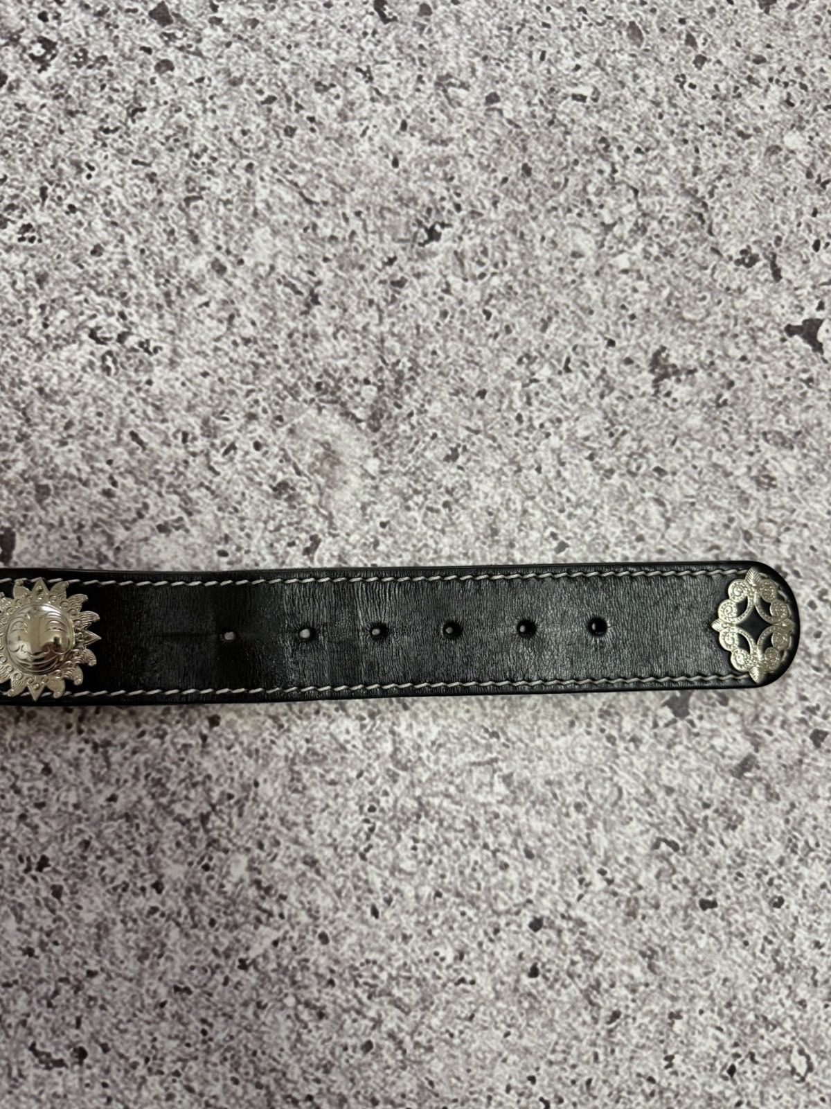 Etro Vintage Luxury Etro Leather Cows Belt Japanese Brand Size ONE SIZE - 12 Thumbnail