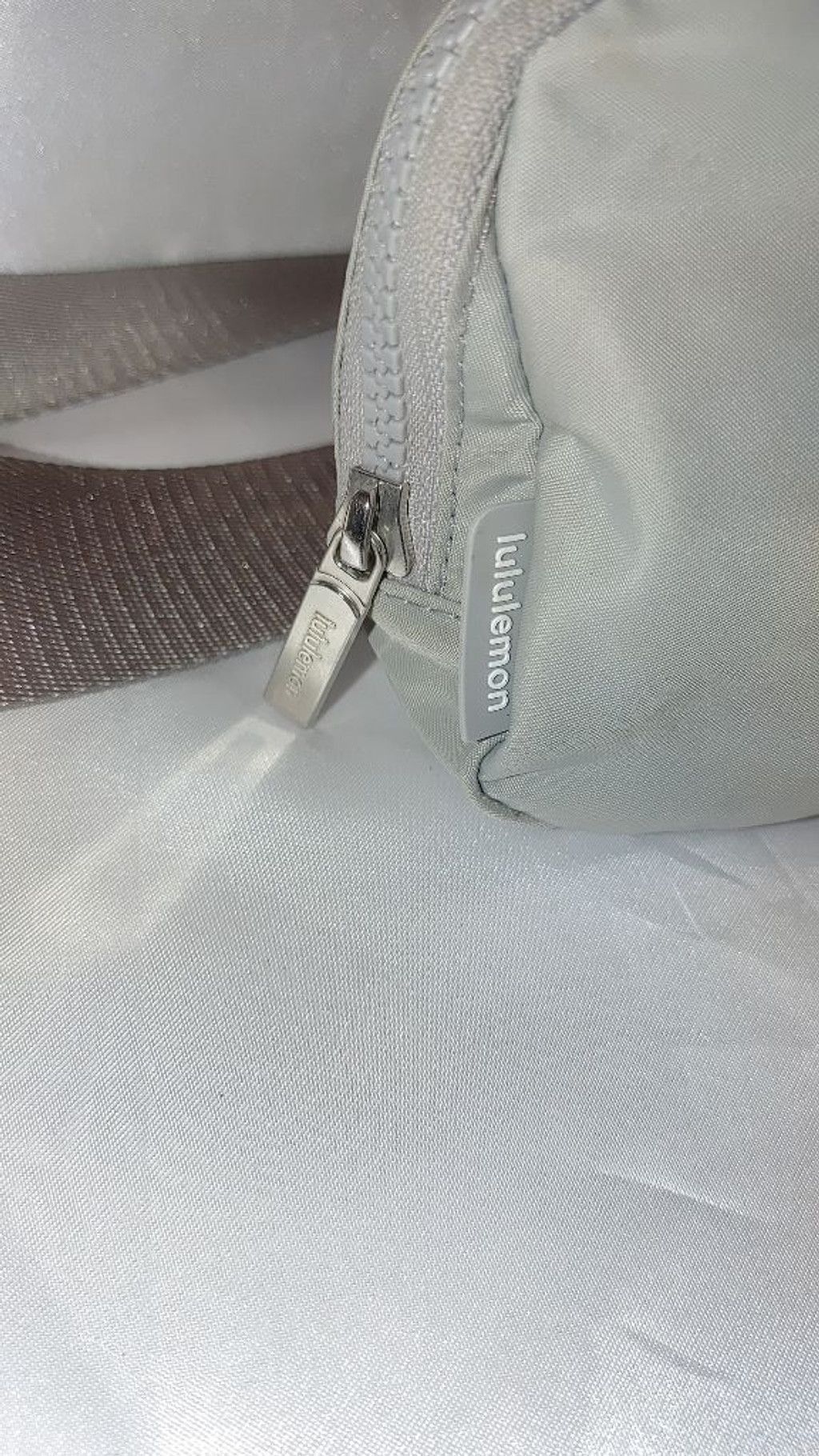 Lululemon LuluLemon Everywhere Belt Bag Size ONE SIZE - 3 Thumbnail