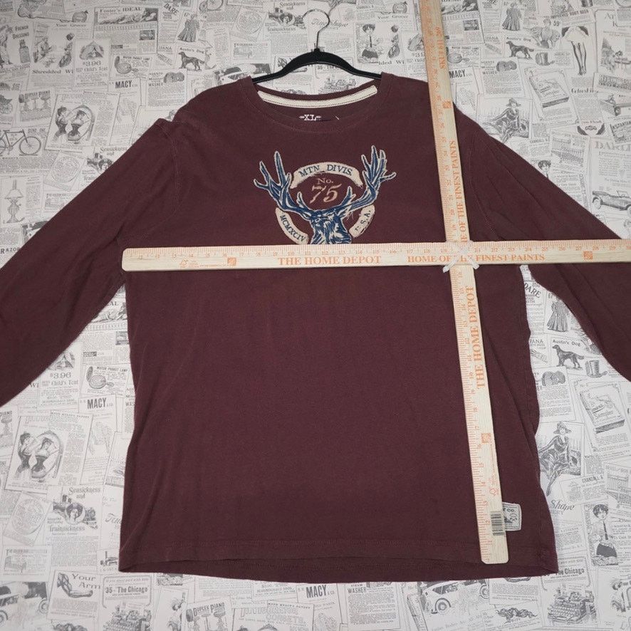 Old Navy Vintage / Y2K Old Navy maroon LS raw hem 00s deer t-shirt Size US XL / EU 56 / 4 - 4 Thumbnail