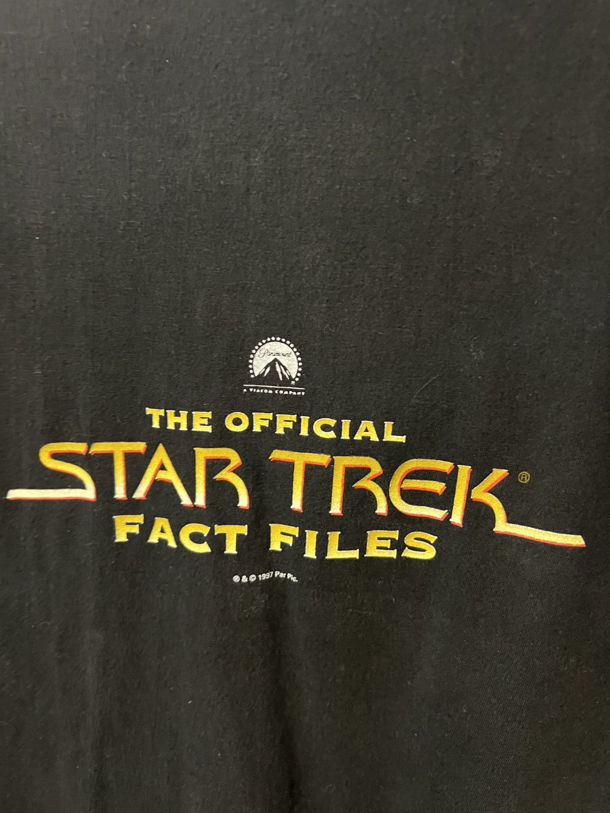 Band Tees 1997 VINTAGE STAR TREK TRHE OFFICIAL FACT FILES MOVIE PROMO Size US XL / EU 56 / 4 - 4 Thumbnail