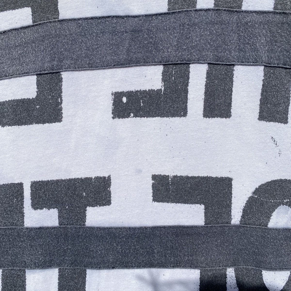 Comme des Garcons Comme Des Garcons END OF THE WORLD Shirt CDG Japan Brand Size US S / EU 44-46 / 1 - 13 Thumbnail