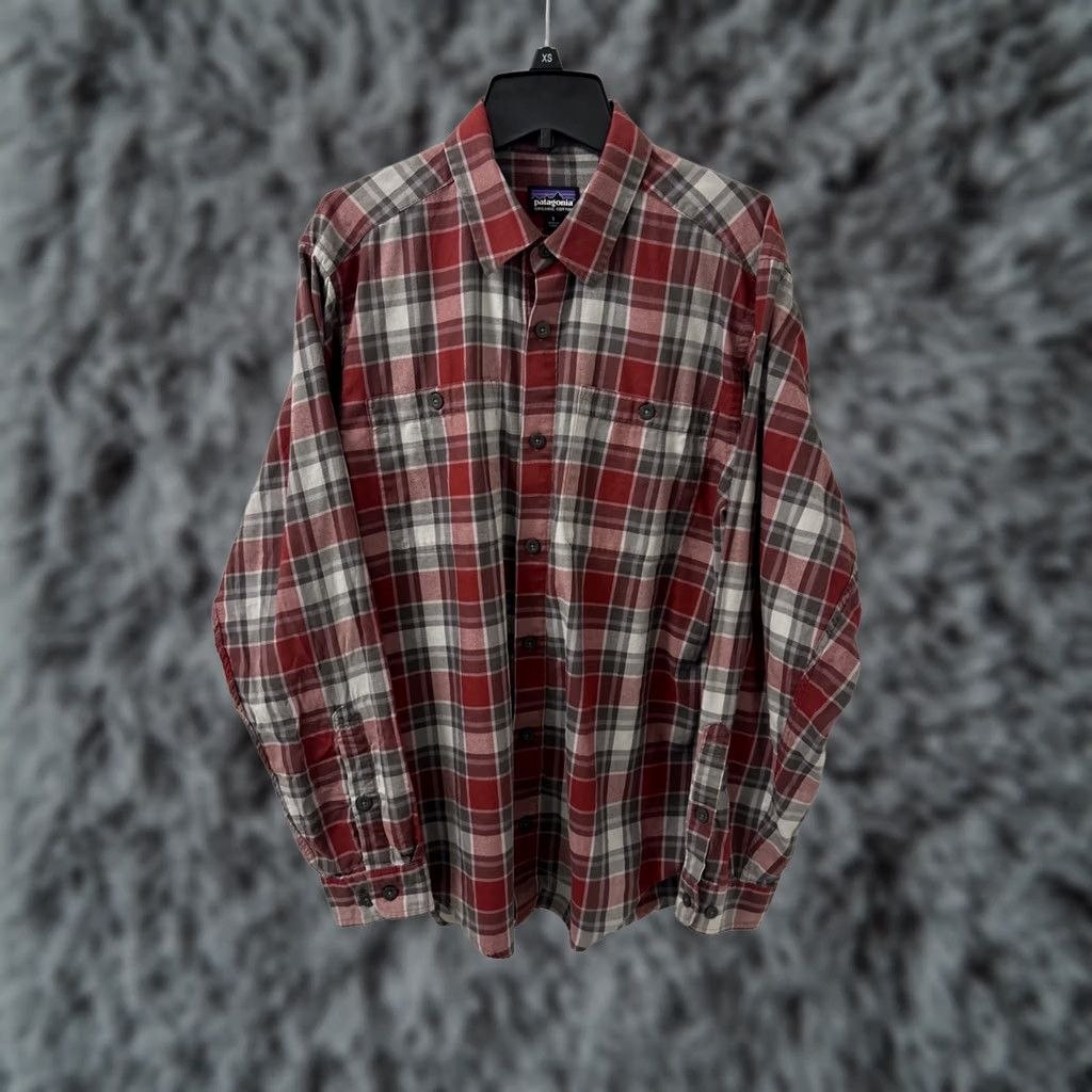 Patagonia Patagonia Shirt Mens Small Red Plaid Pima Cotton Button Down L/S Size US S / EU 44-46 / 1 - 1 Thumbnail