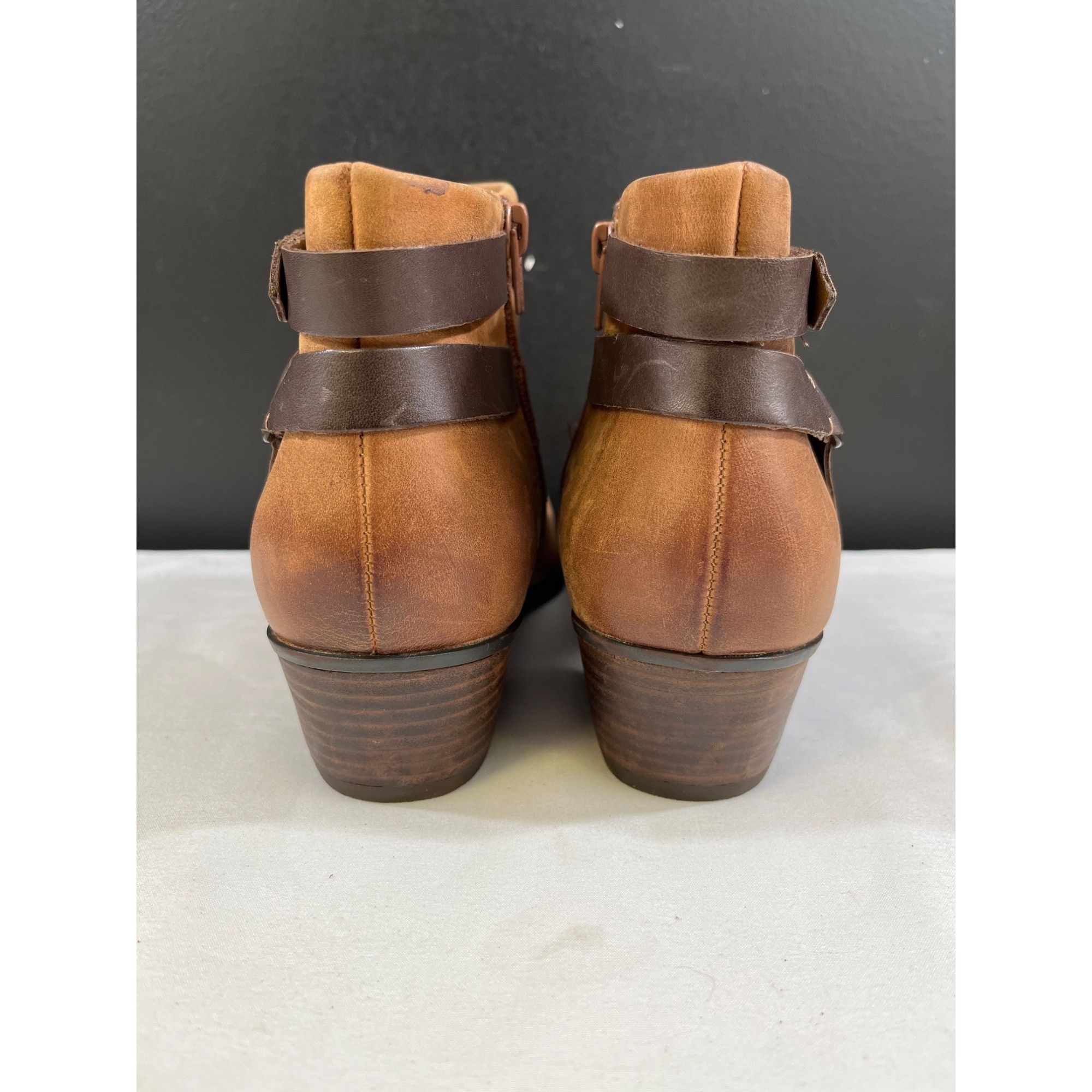 Clarks Clarks Womens Tan Ankle Heel Boots Size 8.5M SKU 6601 Size US 8.5 / IT 38.5 - 4 Thumbnail