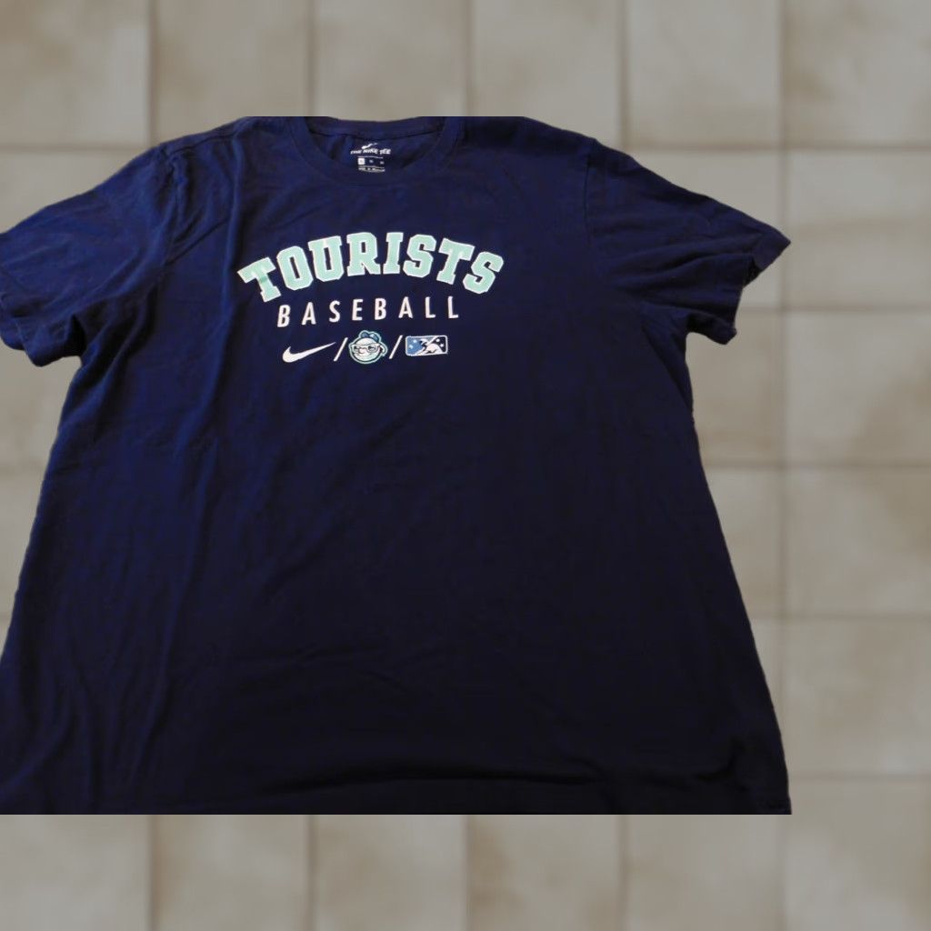 Nike **Nike Mens Blue XL Basketball Tee** User: **Nike Mens Blue XL Basketball Shirt** Size US XL / EU 56 / 4 - 1 Thumbnail