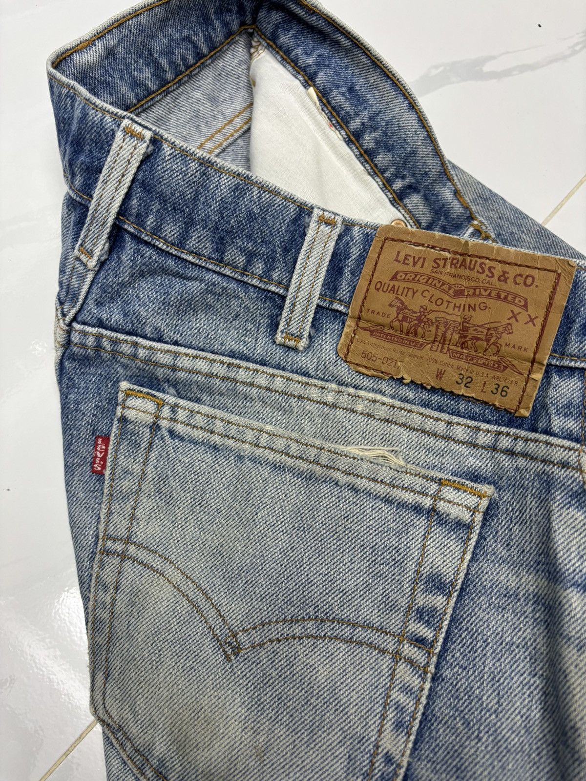 Levi's × Vintage 🔥Vintage Levis 505 Blue Wash Distressed Denim Jeans Size US 30 / EU 46 - 11 Thumbnail