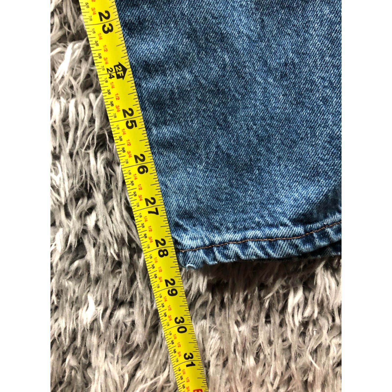 Levi's VINTAGE Levi's Jeans Size 22 34x30 Womens Blue High Rise Taper Mom Levi's 500 Series Regular Denim 5-Pocket Mens Womens Girls Size 40" / US 18 - 3 Thumbnail