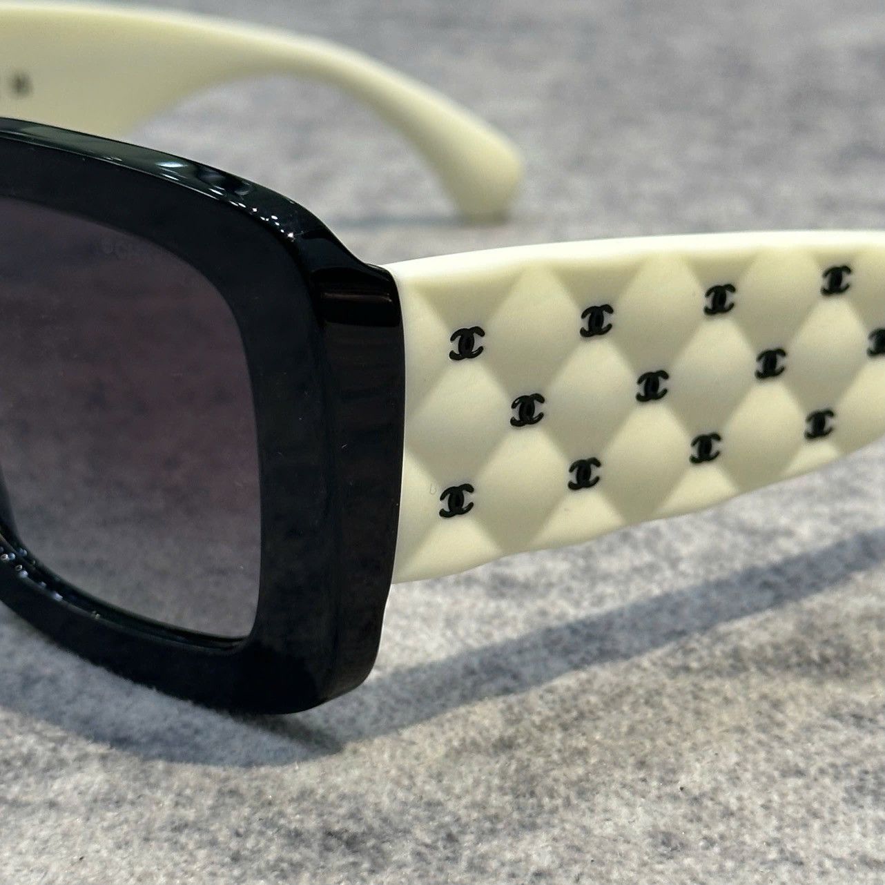 Chanel Chanel 0CH5483 1656S6 Size ONE SIZE - 3 Thumbnail