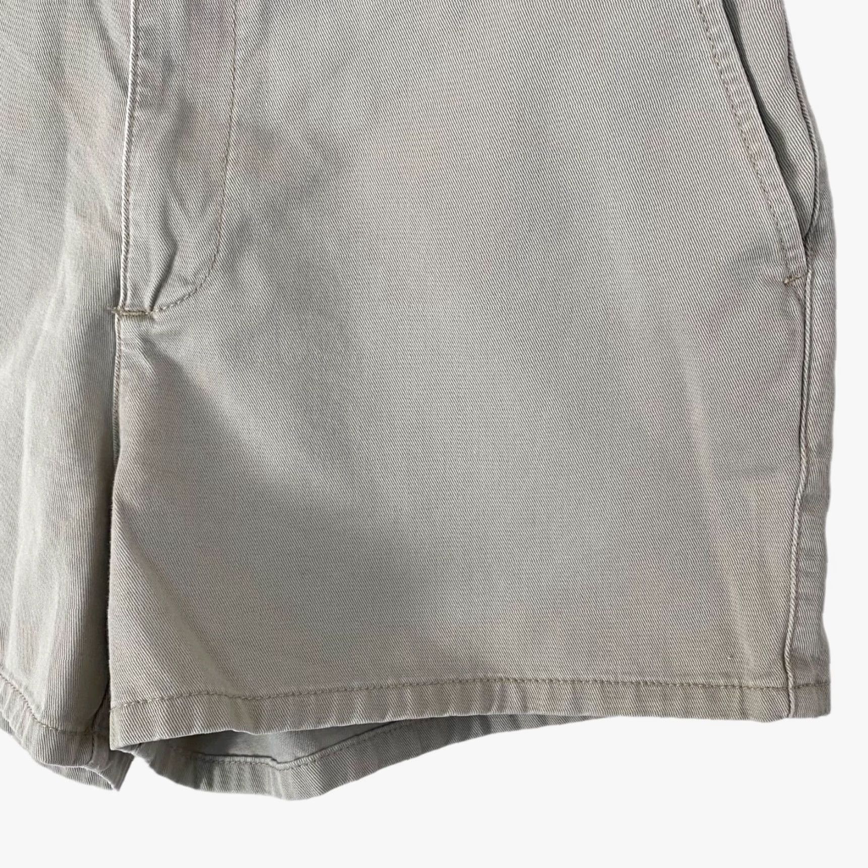 Calvin Klein VINTAGE Calvin Klein Khaki Chino Shorts Tan Womens Size 7 High-Waist Classic USA Chino Shorts 90s Women's Calv in USA Size 28" / US 6 / IT 42 - 6 Thumbnail