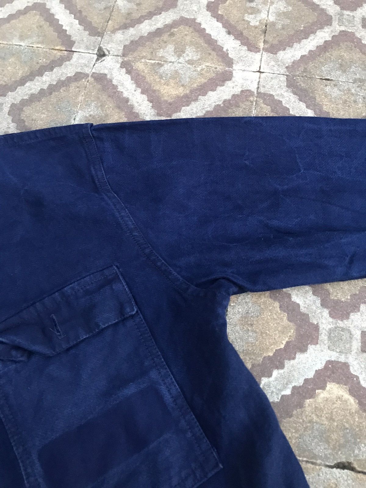 Indigo indigo dyed sashiko like texture marble patina chore jacket Size US M / EU 48-50 / 2 - 6 Thumbnail