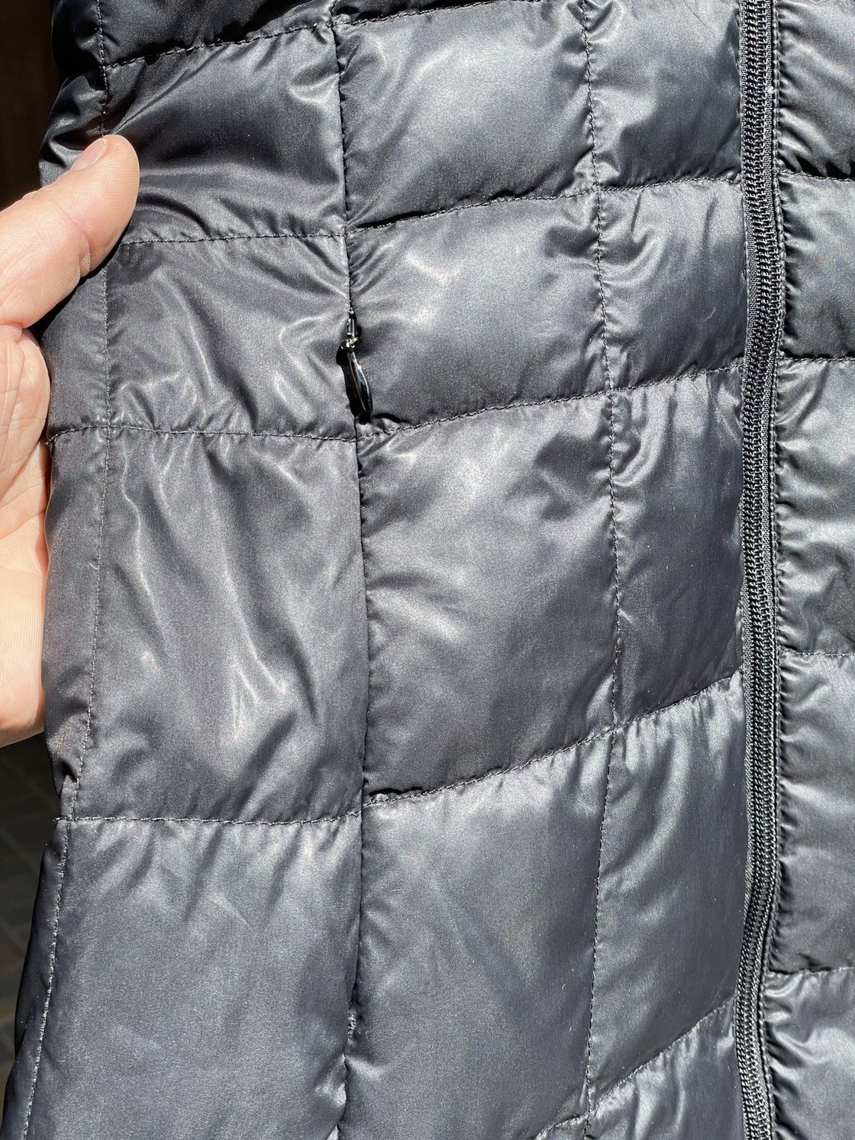 Moncler Vintage MONCLER Women’s Long Quilted Down Jacket Black Size M / US 6-8 / IT 42-44 - 6 Thumbnail