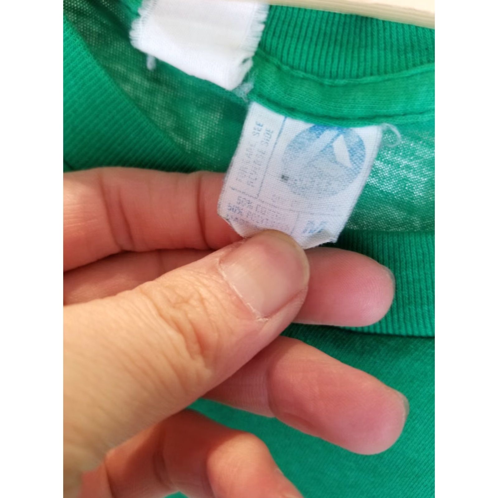NFL VINTAGE Philadelphia Eagles NFL Football Green 50/50 THIN T-SHIRT SZ MEDIUM Shirt Men Green 80s Sports Logo Eagles Mens Size US M / EU 48-50 / 2 - 5 Thumbnail