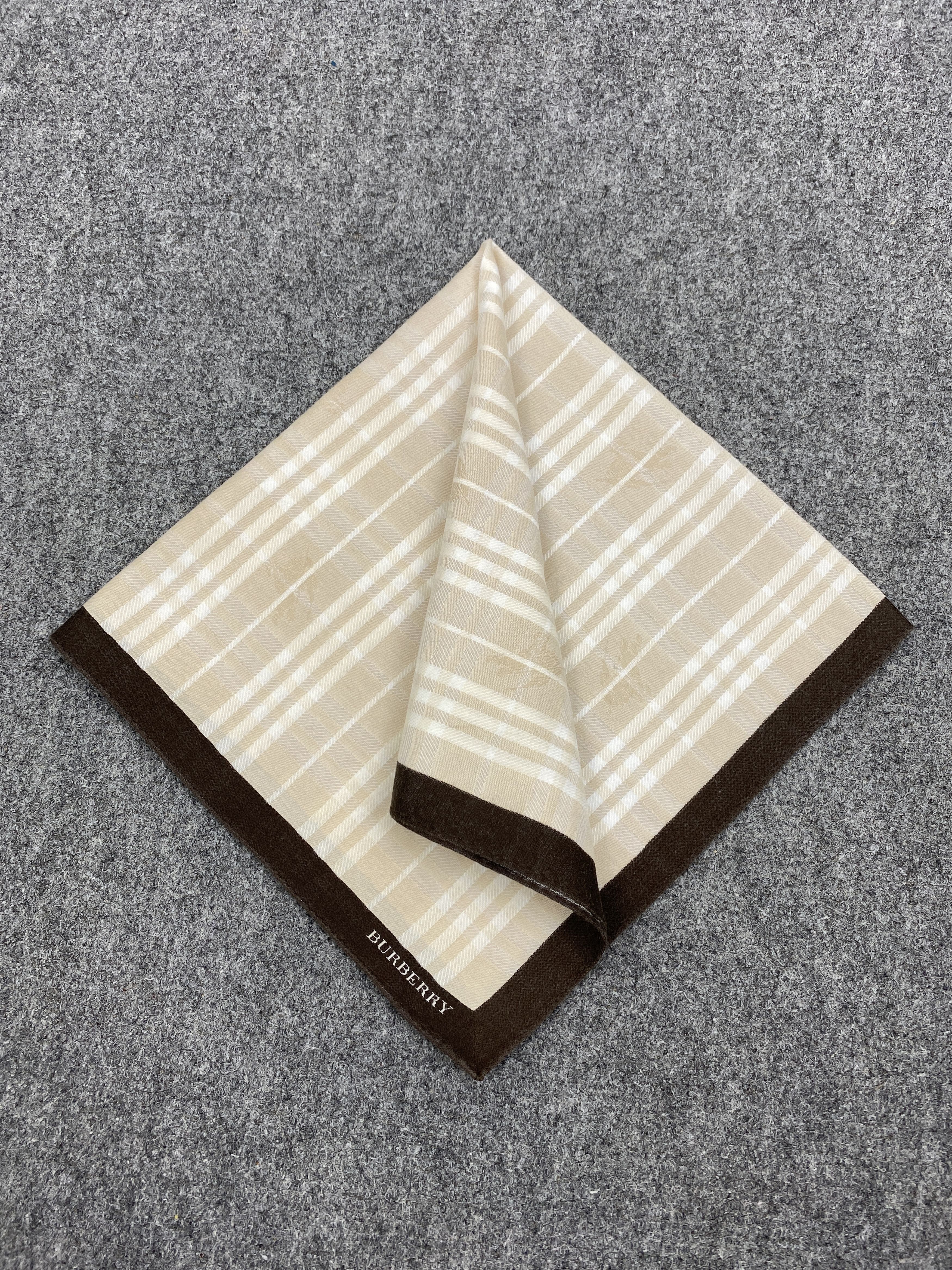 Burberry Burberrys Handkerchief / Bandana / Neckerchief Size ONE SIZE - 3 Thumbnail