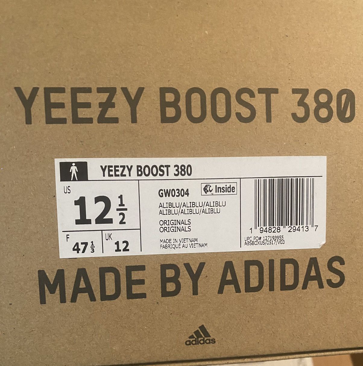 Yeezy Adidas Yeezy Boost 380 ‘Alien Blue RF’ Size 12.5M 275$ OBO Size US 12.5 / EU 45-46 - 10 Thumbnail