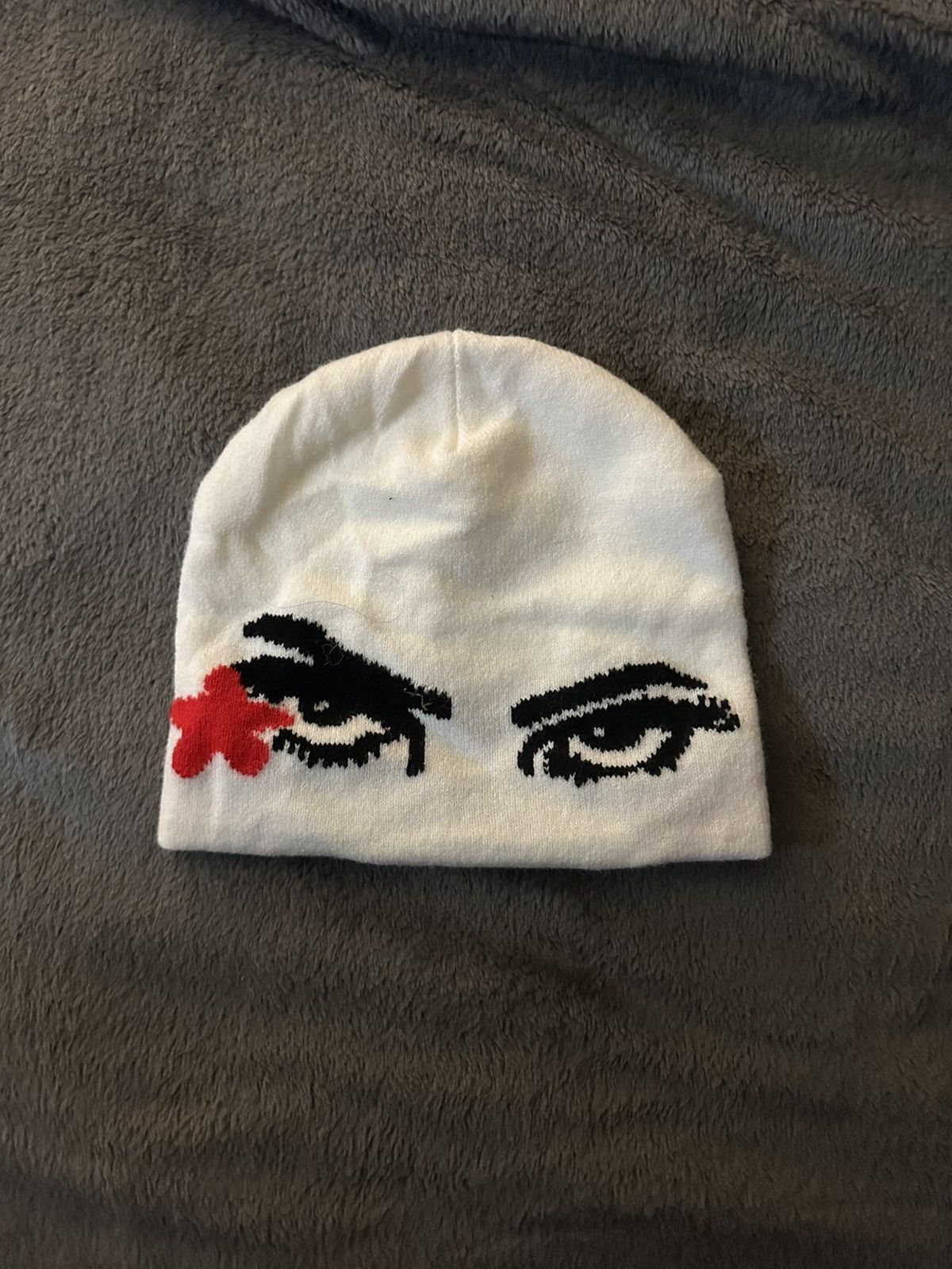Vintage Staring Eyes Beanie Size ONE SIZE - 1 Thumbnail