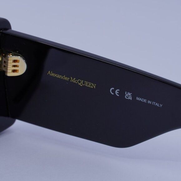 Alexander McQueen Alexander McQueen AM0433S 001 Sunglasses Black Rectangle Size ONE SIZE - 9 Thumbnail