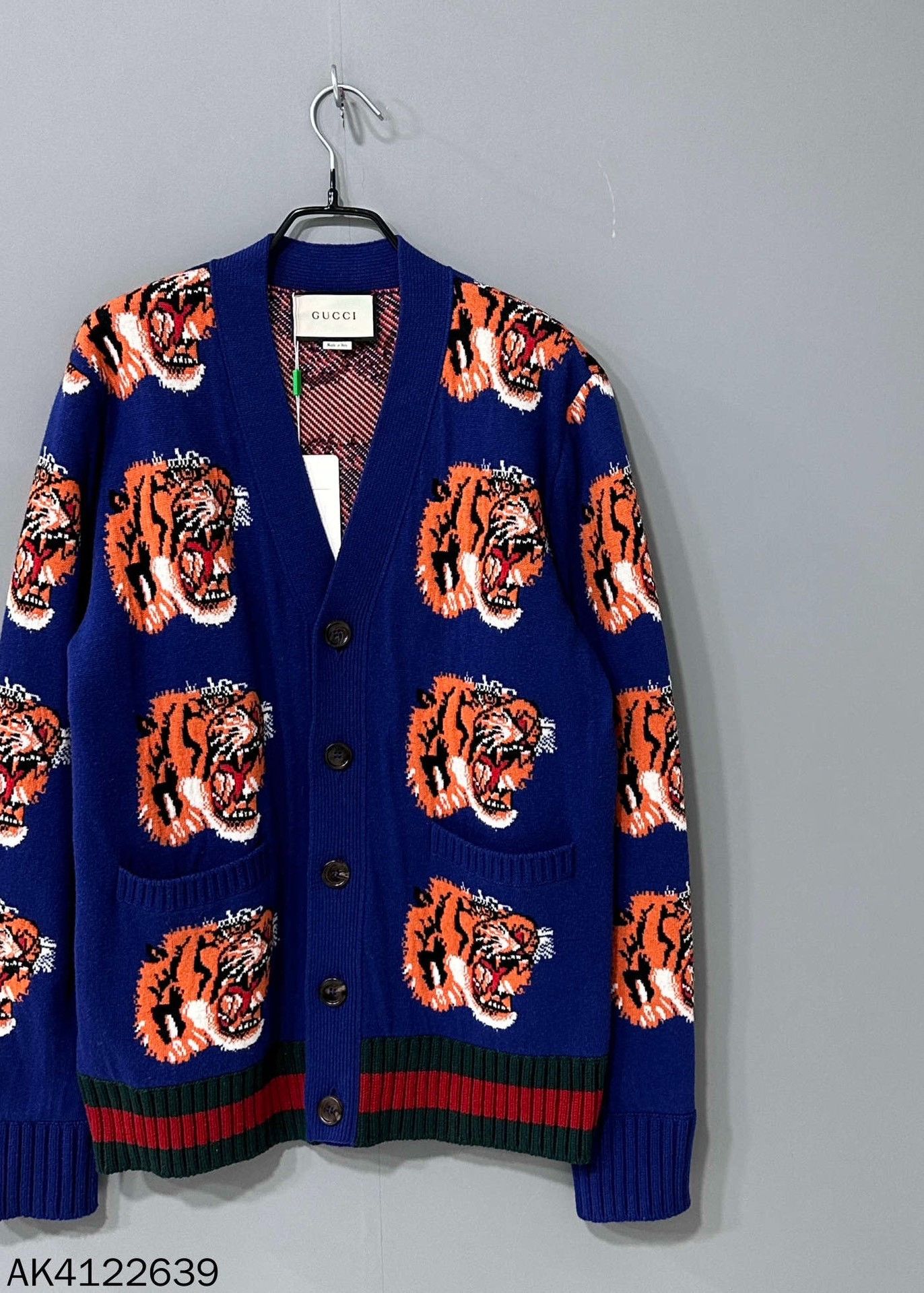 Gucci Gucci Tiger head full print cardigan jacket 2501-Nextarrow Size US S / EU 44-46 / 1 - 2 Thumbnail
