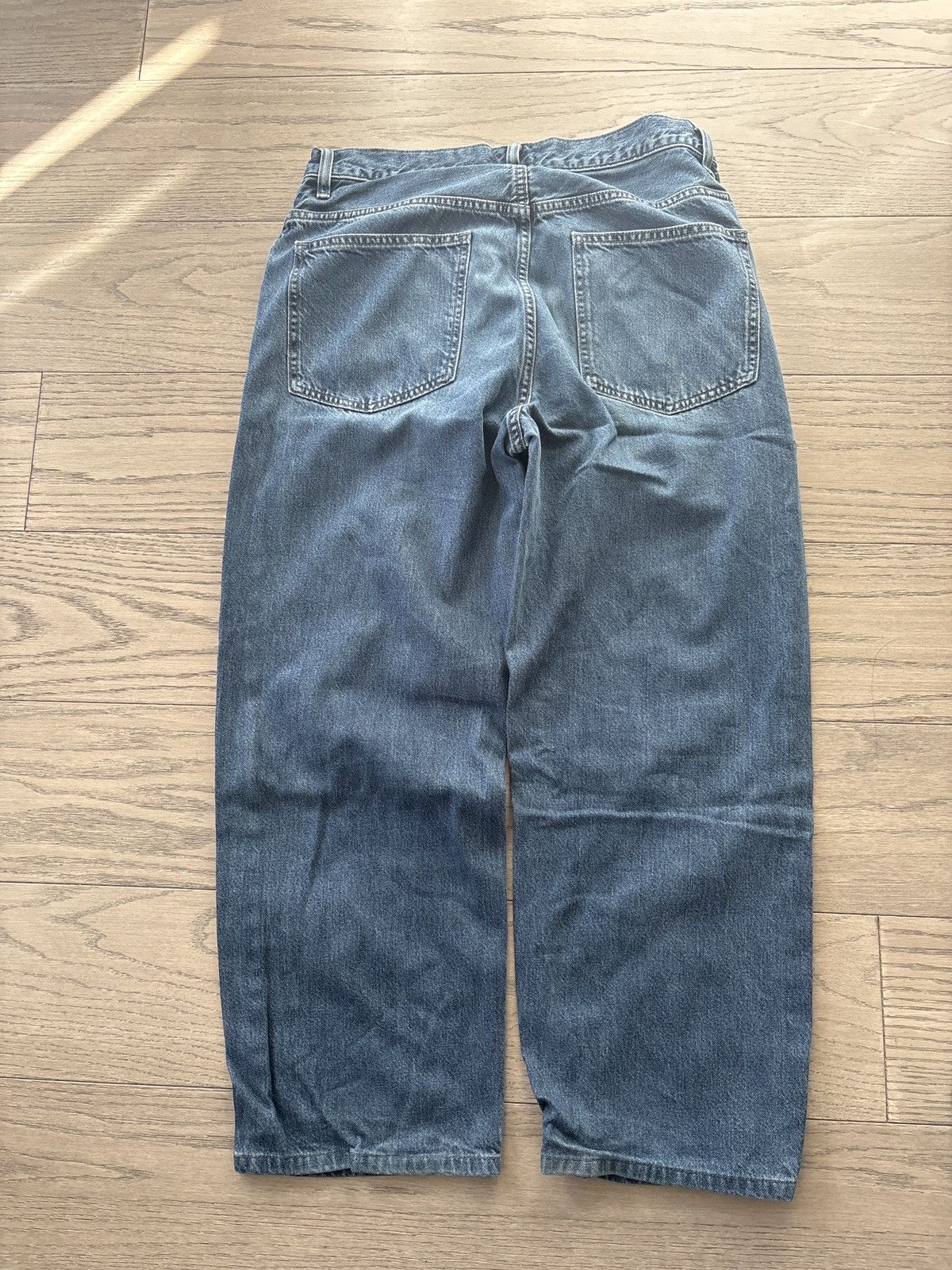Uniqlo Uniqlo Baggy Jeans light blue wash Size US 32 / EU 48 - 2 Thumbnail