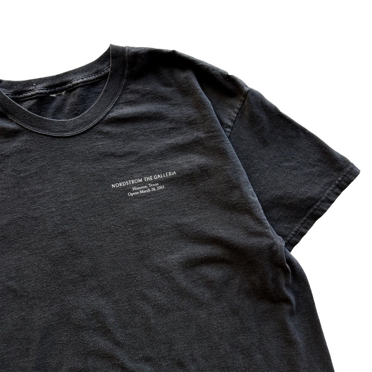 Vintage 2003 Vintage Nordstrom Galleria Planet Wow Tee Size US XL / EU 56 / 4 - 7 Thumbnail