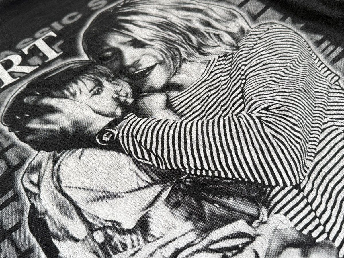 Vintage Kurt Cobain Vintage 90’s Tee 100% Cotton Insane Print Size US M / EU 48-50 / 2 - 6 Thumbnail