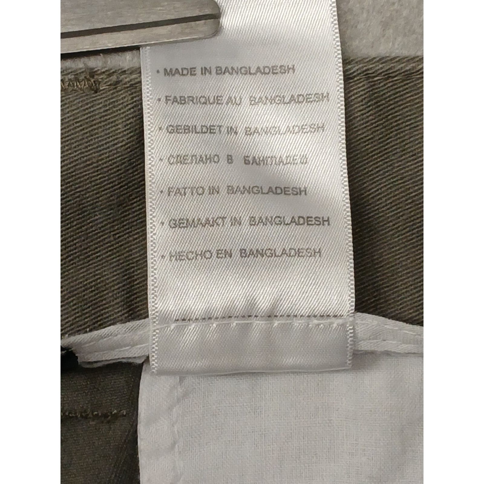 Other Canyon Ridge (52) Men's Gray Cargo Khaki Relaxed Shorts Size US 36 / EU 52 - 9 Thumbnail
