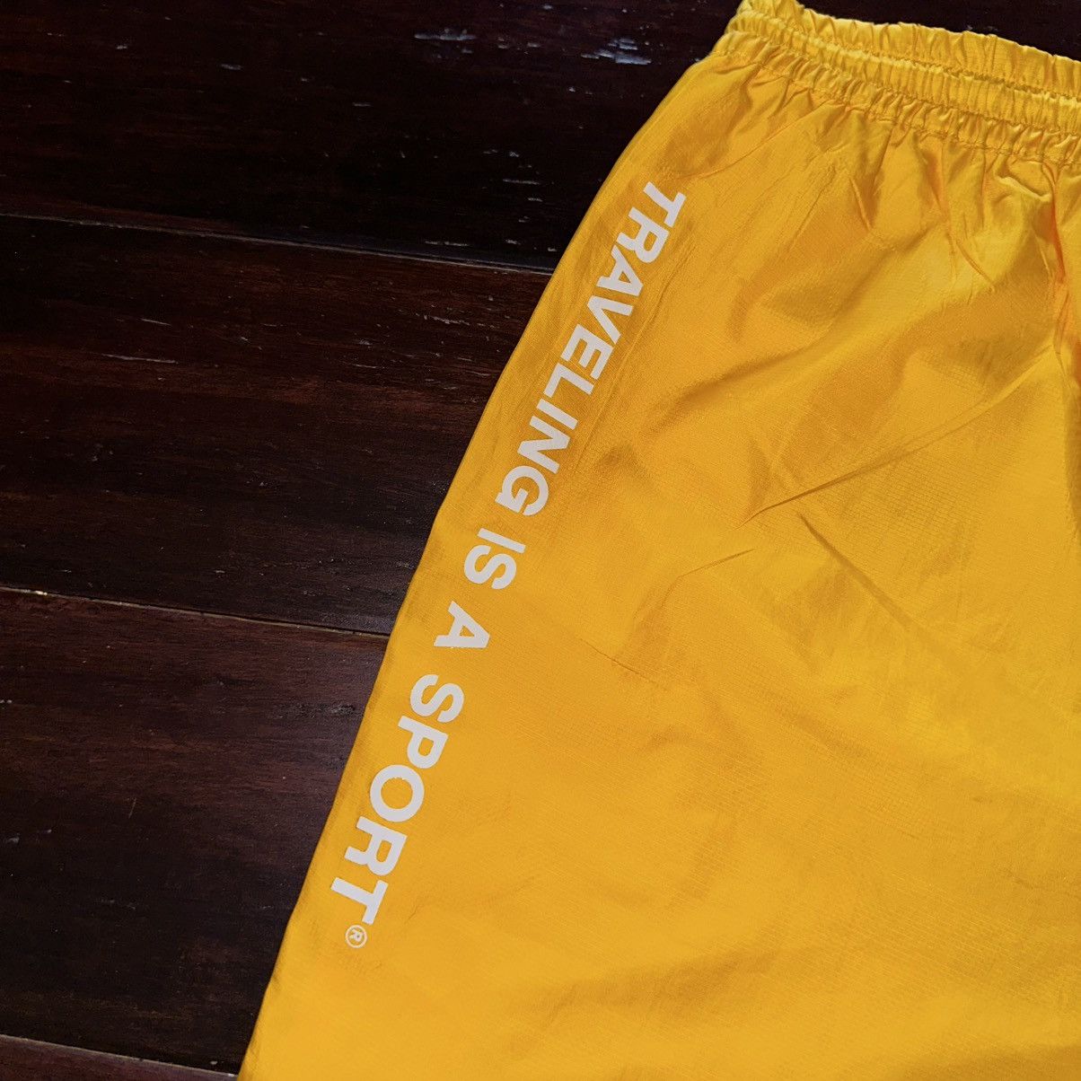 Other OYSTER HOLDINGS sample 1 of 1 AIRFLOAT YELLOW HANDBALL SHORT Size US 30 / EU 46 - 10 Thumbnail