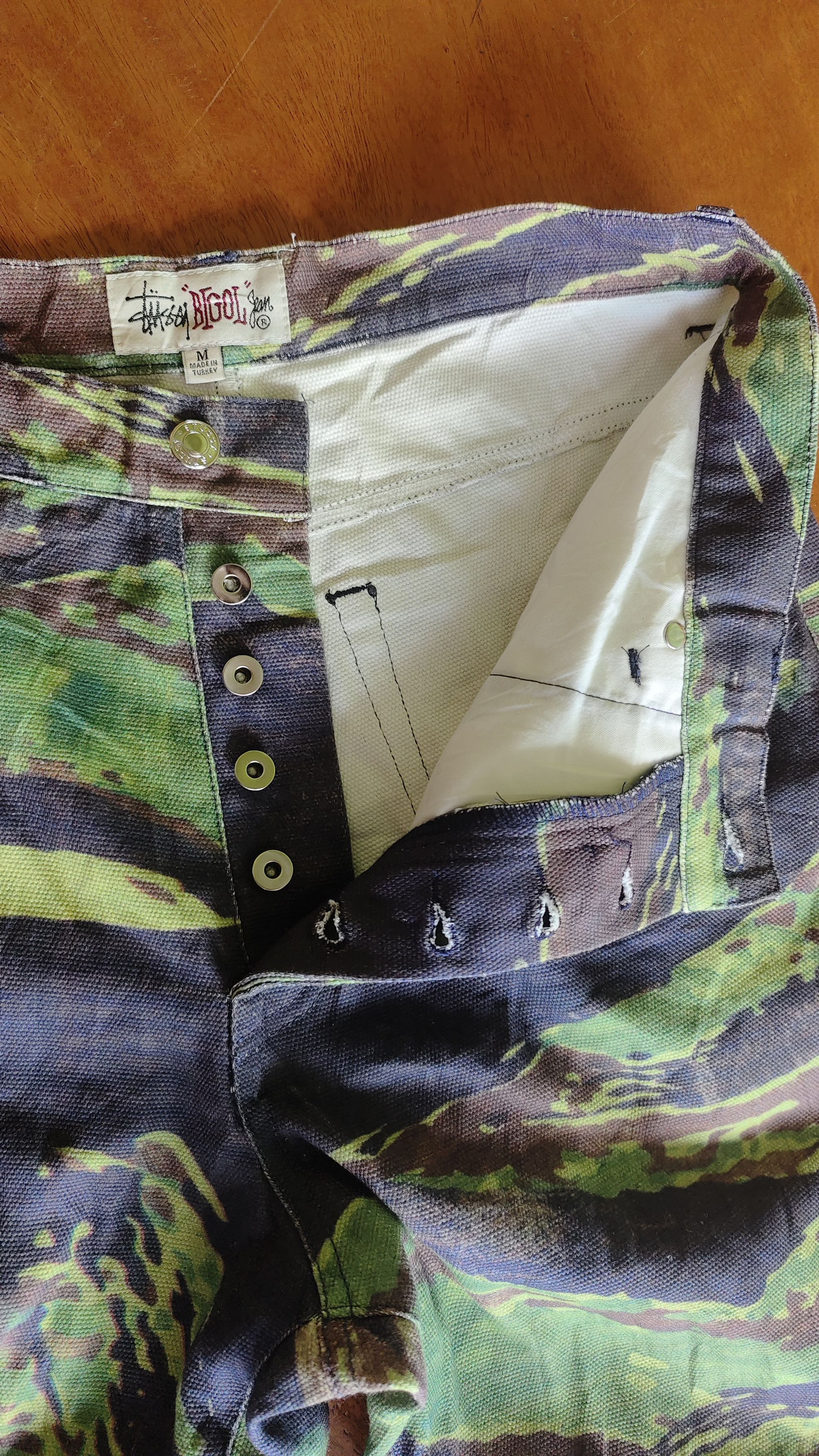 Hypebeast × Stussy Stussy x Lucien Smith Tigris Canvas Big Ol