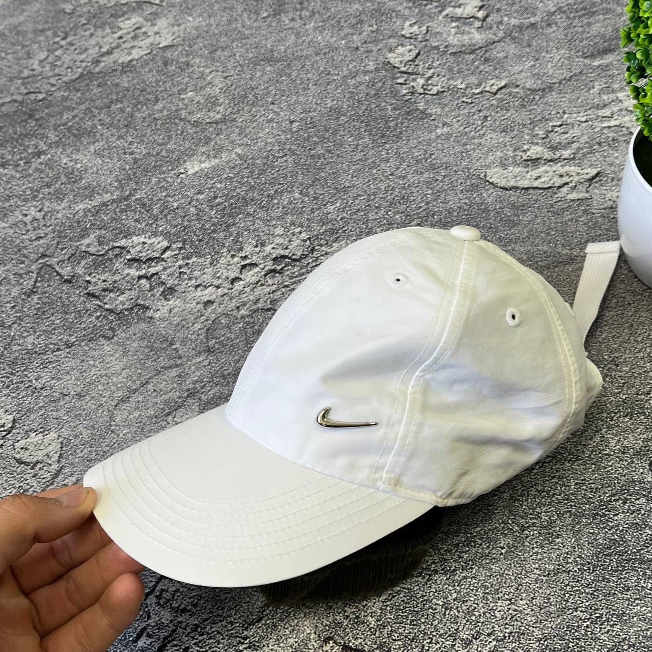 Nike White Nylon Nike Metal Swoosh Baseball Hat Cap Unisex Size ONE SIZE - 15 Thumbnail