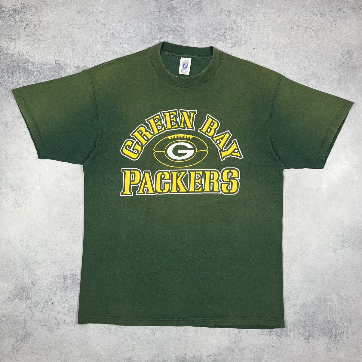 NFL Vintage Green Bay Packers NFL faded Made in USA tee 90’s Size US XL / EU 56 / 4 - 2 Thumbnail