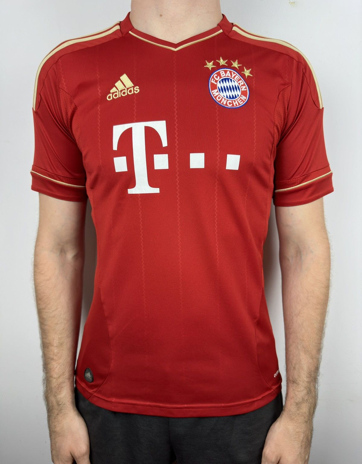 Adidas Bayern Munich 2012 Home Soccer Jersey Football Shirt Size US S / EU 44-46 / 1 - 2 Thumbnail