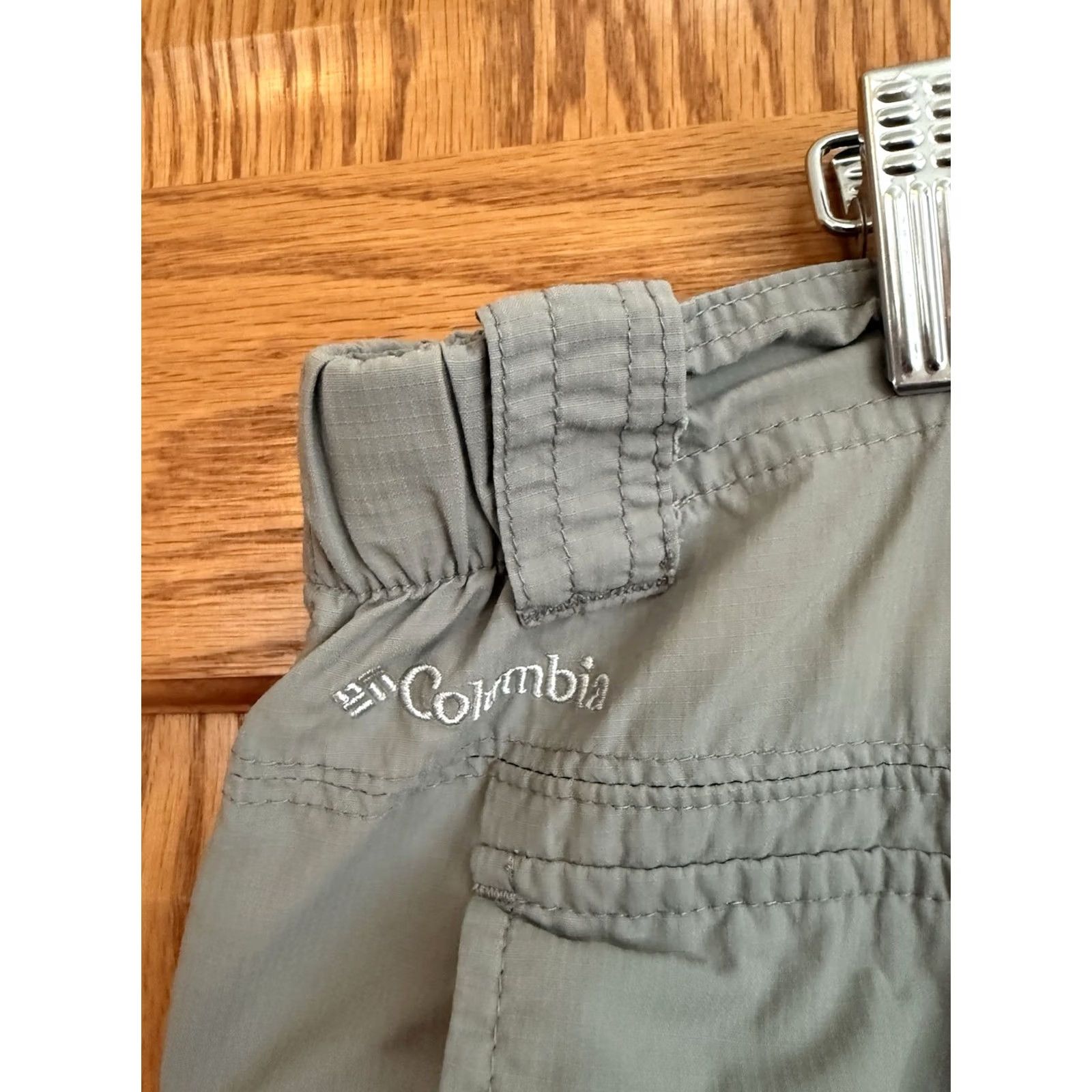 Vintage Columbia Omni-Shade Shorts Mens Large Gray Cargo Outdoor Lightweight Hike Fish Size US 33 - 3 Thumbnail