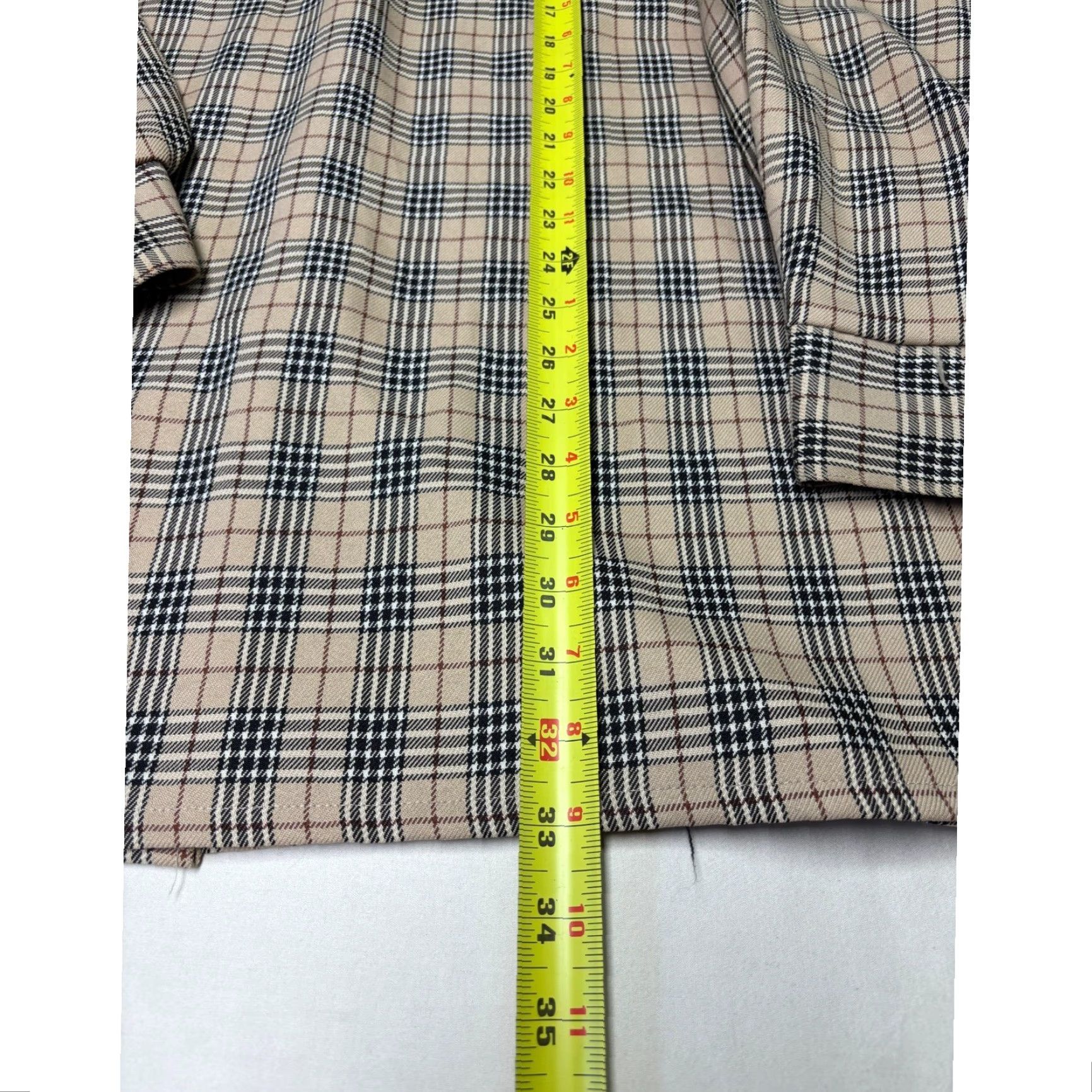 Vintage VINTAGE Smokey Joe's Plaid Button-Up Shirt Mens XL Tan Black Made in USA 565 90s Retro Preppy Casual Workwear Size US XL / EU 56 / 4 - 7 Thumbnail