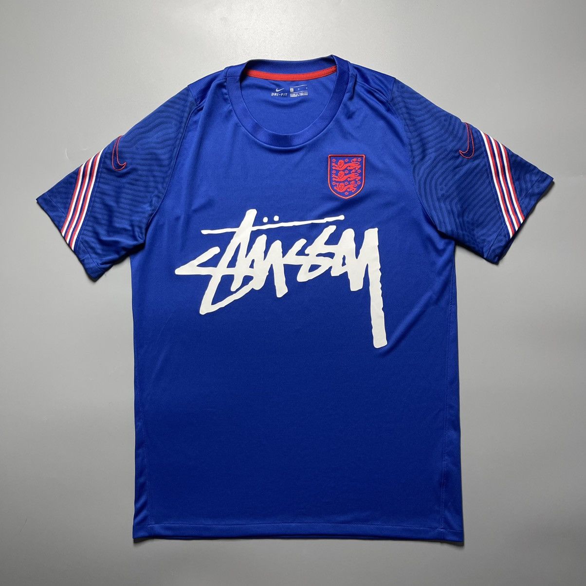 Nike ENGLAND x STUSSY NIKE 2020/2021 FOOTBALL TRAINING JERSEY Size US L / EU 52-54 / 3 - 1 Thumbnail
