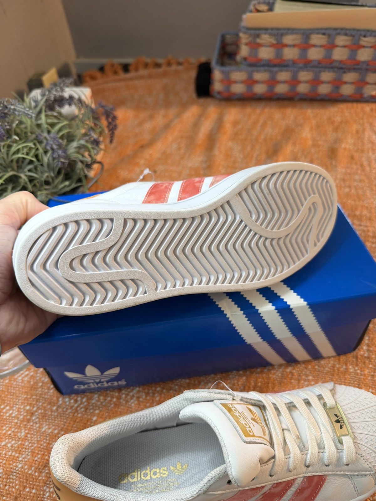Adidas Beautiful Pink Adidas Superstar samples in Men's size 7 New Size US 7 / IT 37 - 10 Thumbnail