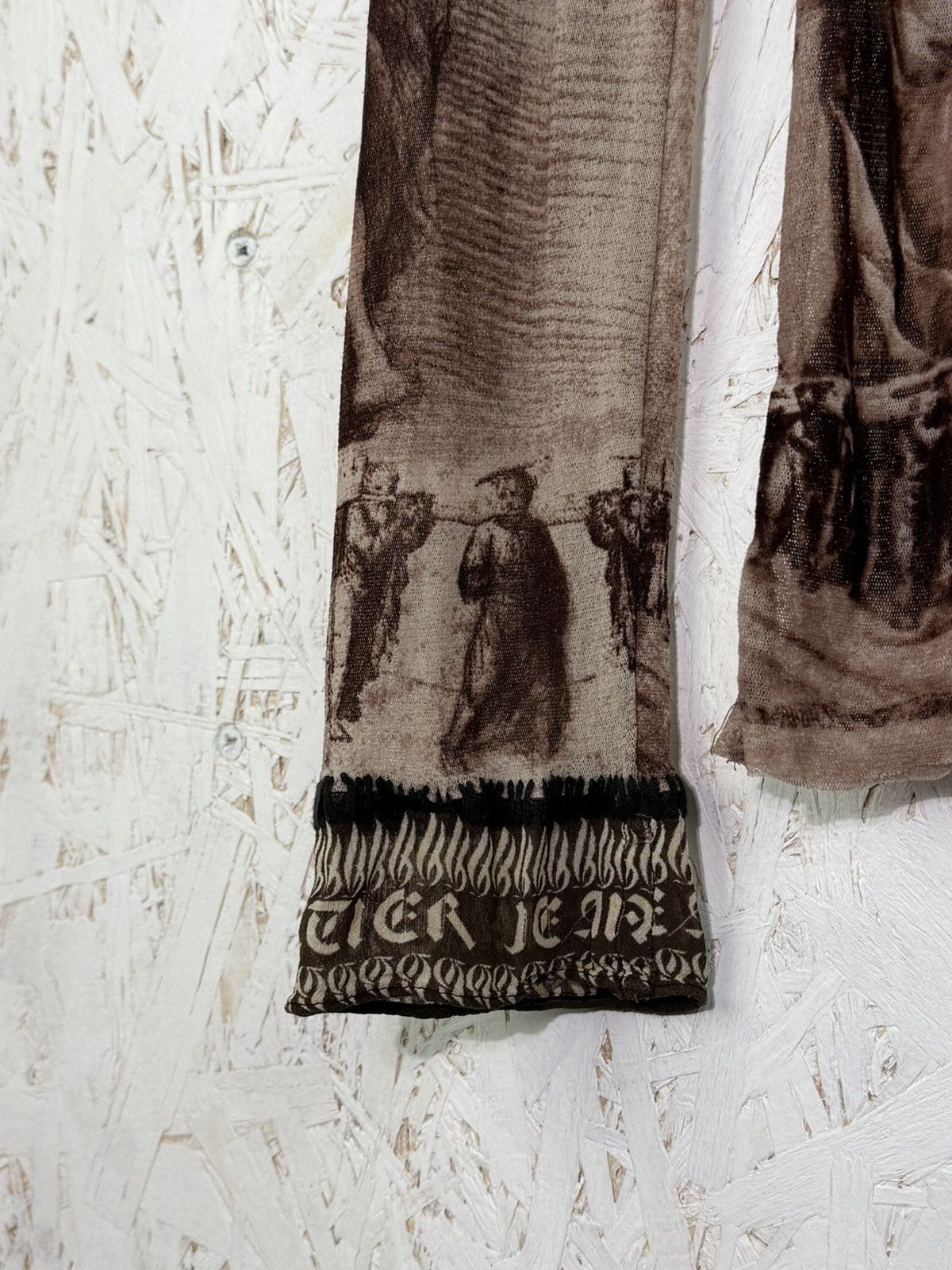 Jean Paul Gaultier 90s Jean Paul Gaultier SS1998 Renaissance Print Mesh Shirt M Size M / US 6-8 / IT 42-44 - 6 Thumbnail