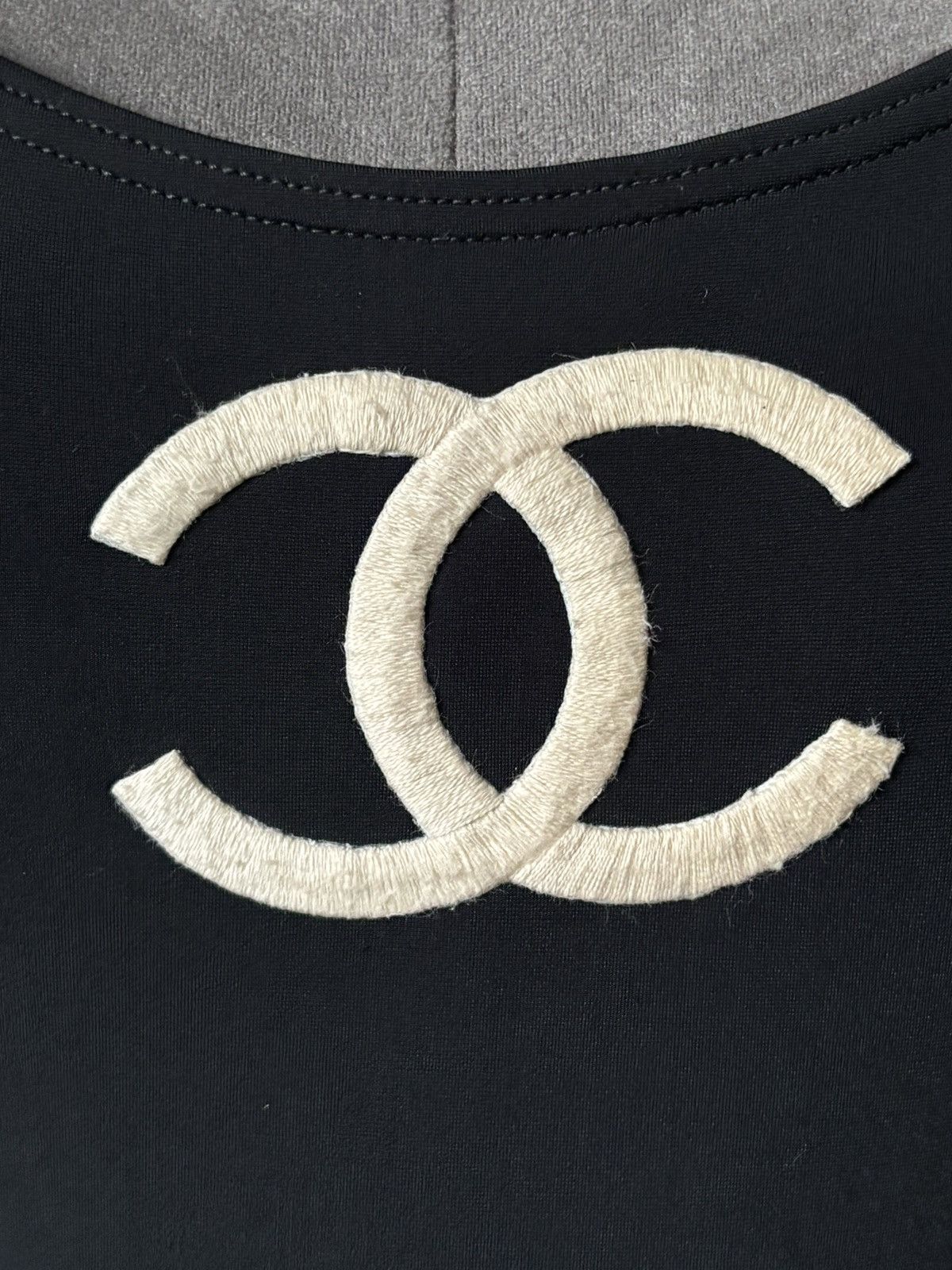 Chanel CHANEL Spring/Summer 1994 Runway Swimsuit Lagerfeld Era Size XS / US 0-2 / IT 36-38 - 2 Thumbnail