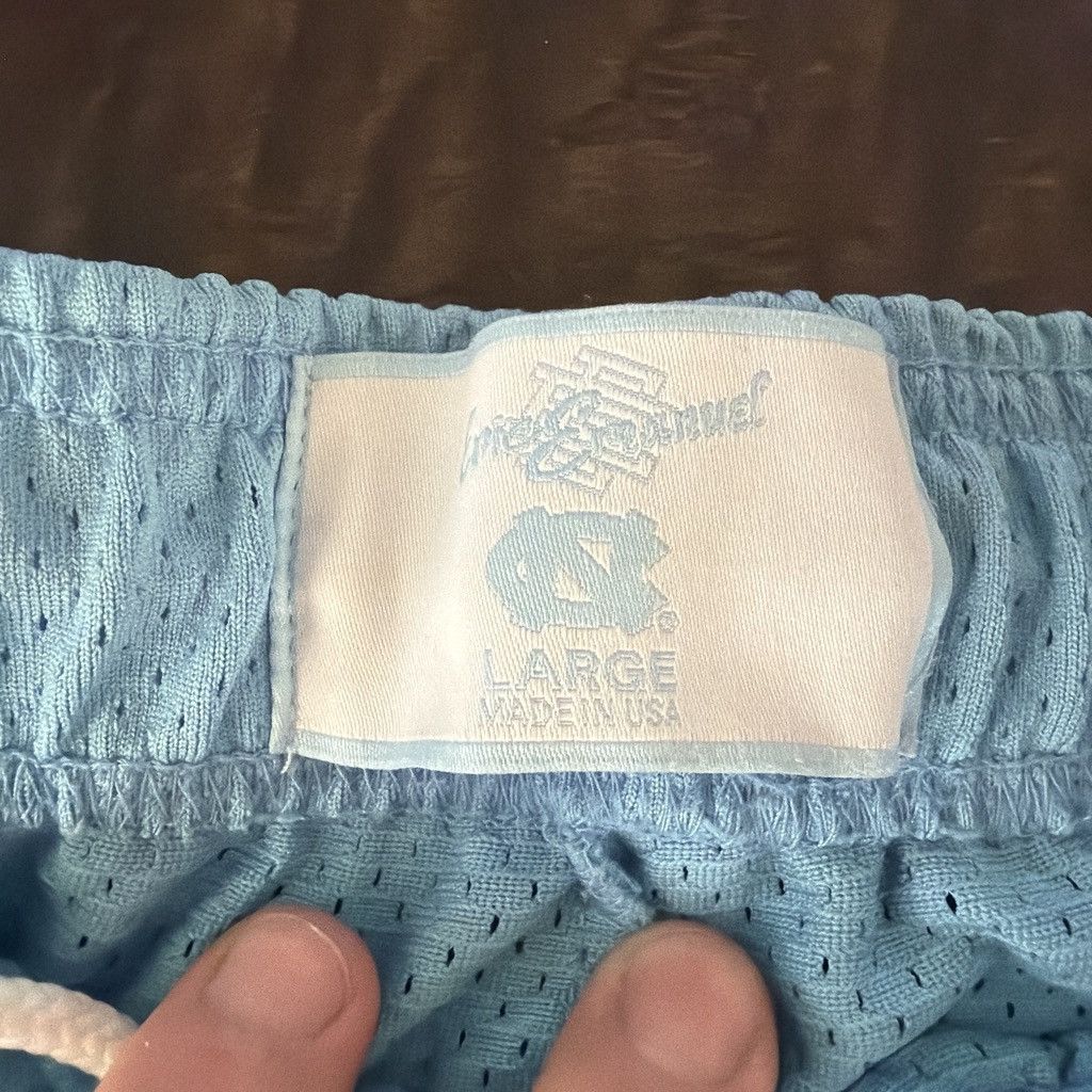 Eric Emanuel × NCAA Eric Emanuel x UNC Mesh Shorts Large Size US 32 / EU 48 - 4 Thumbnail
