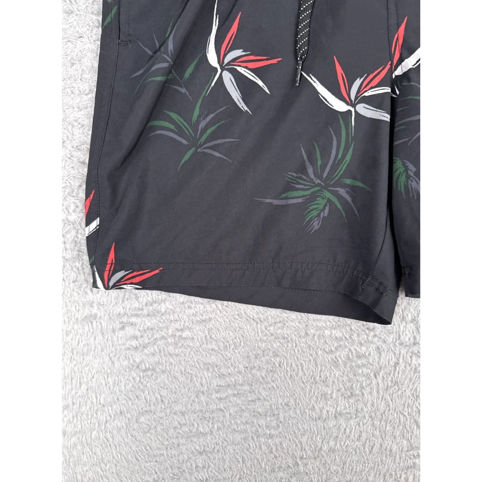 Quiksilver Quiksilver Bottom Adult Small Black Floral Lined Polyester Blend 32x8 Mens Size US 29 - 3 Thumbnail