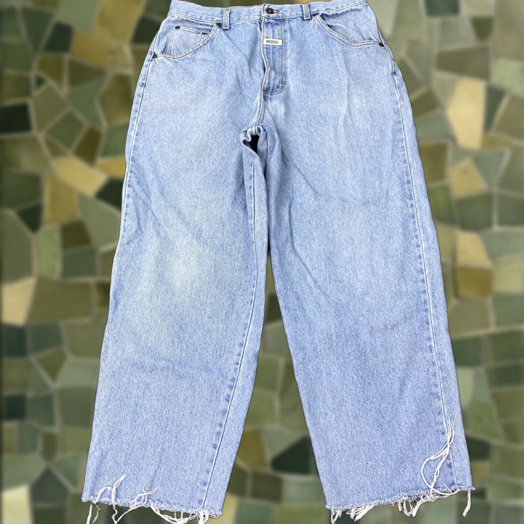 Hugo Boss VINTAGE HUGO BOSS Jeans Men 32x28 Denim Straight Leg Distressed Frayed Hem Made USA 90s Size US 32 / EU 48 - 1 Thumbnail