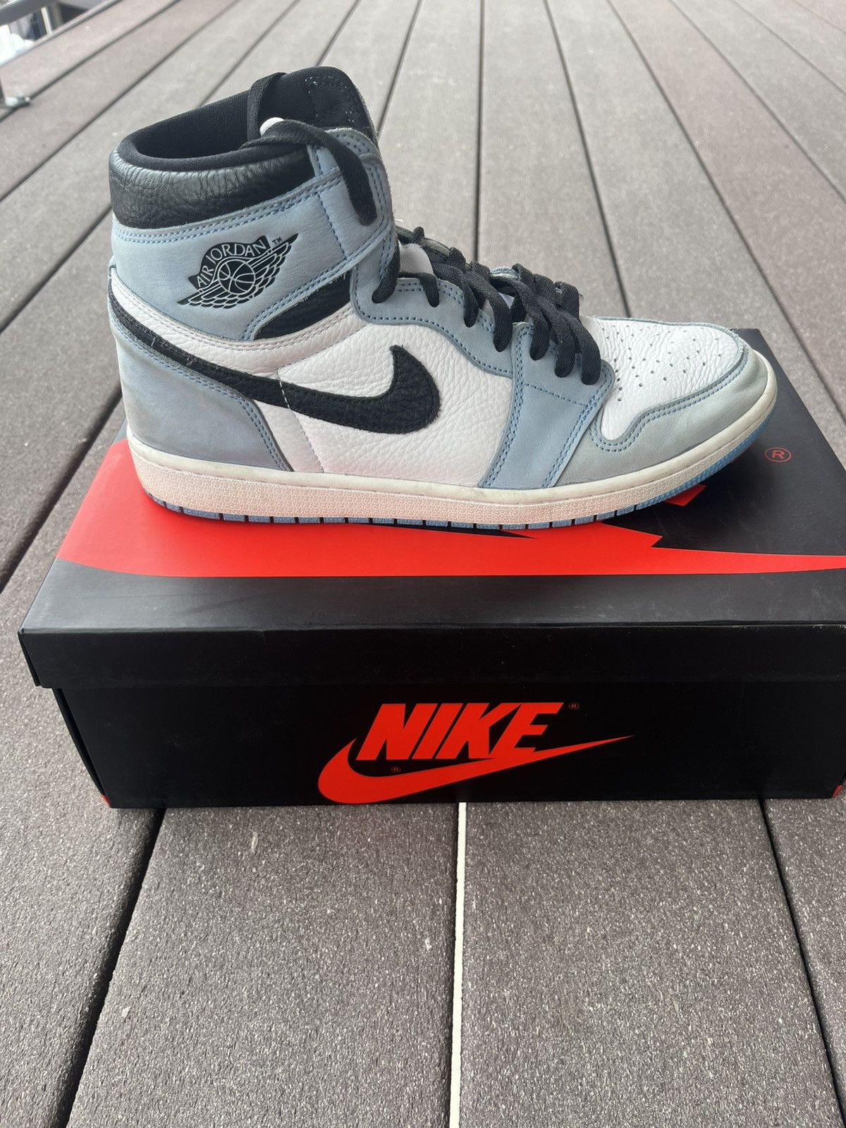 Jordan Brand Air Jordan 1 Retro High “University Blue” Size US 11 / EU 44 - 4 Thumbnail