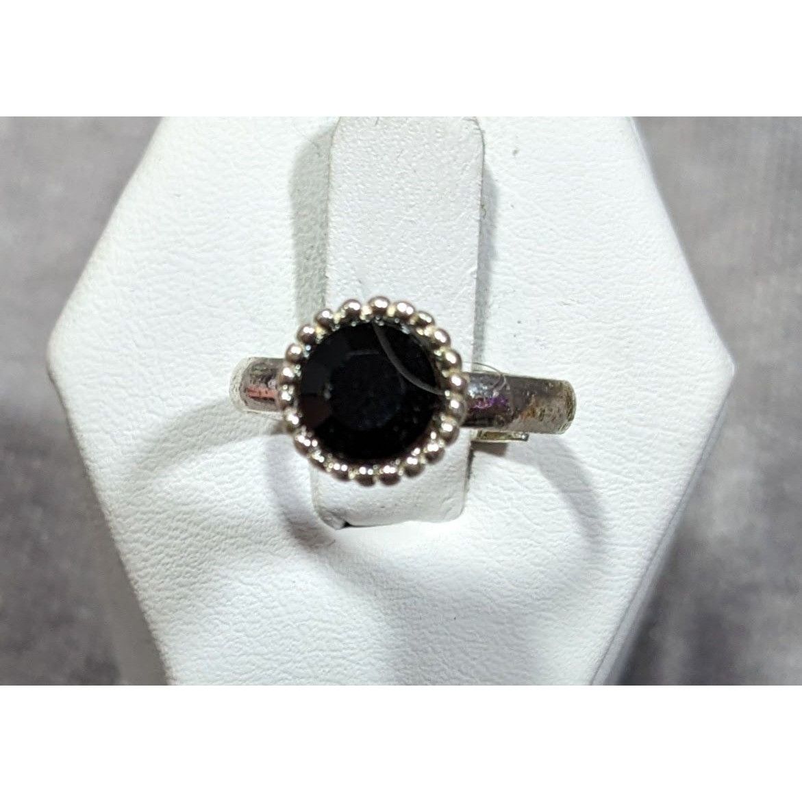 Other Simple Black Gemmed Silver Tone Ring Adjustable Size 6 1/2 Size ONE SIZE - 5 Thumbnail