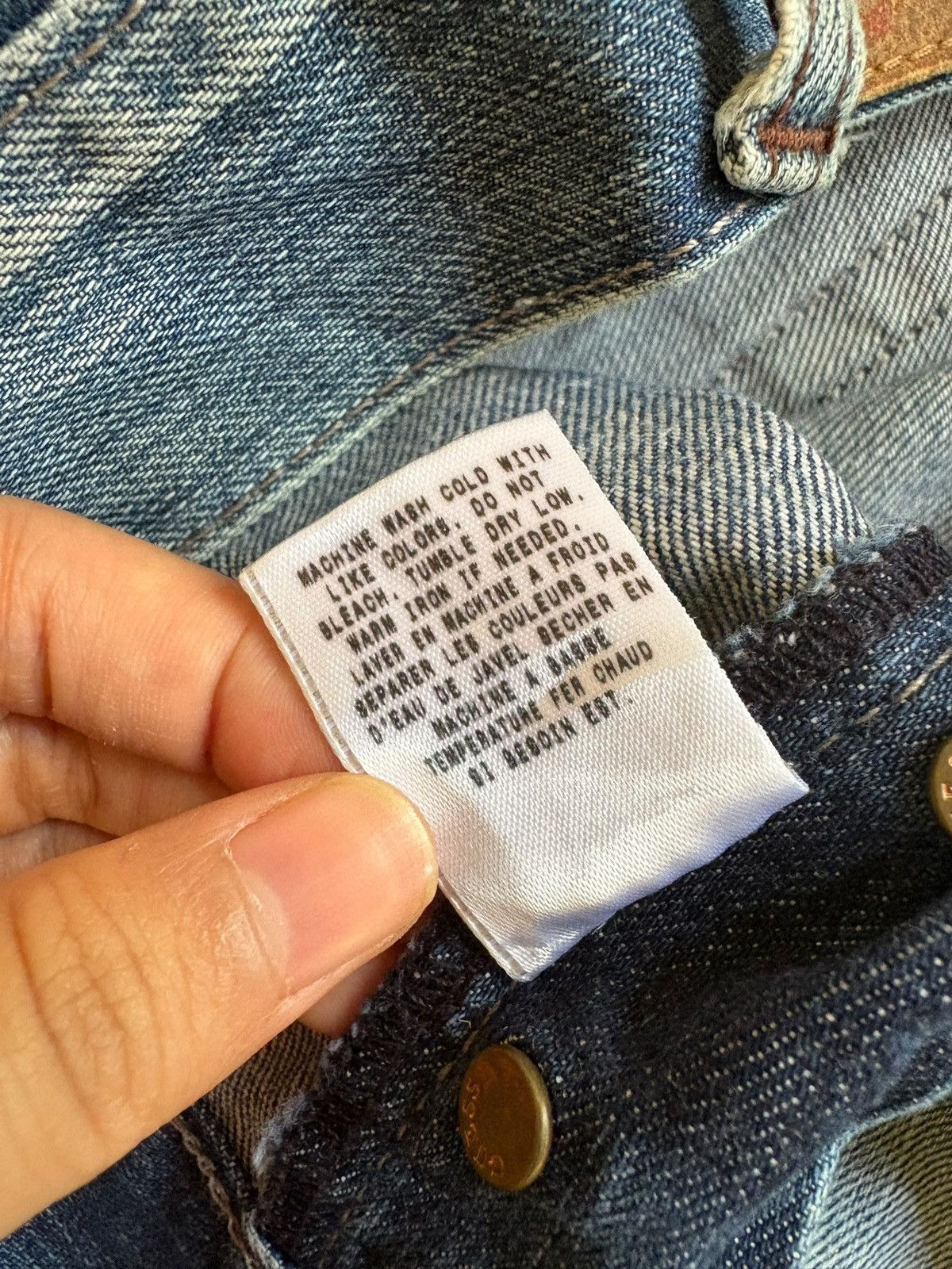 Guess Vintage Guess Faded Wash Distressed Ripped Baggy Jeans Size US 35 - 10 Thumbnail