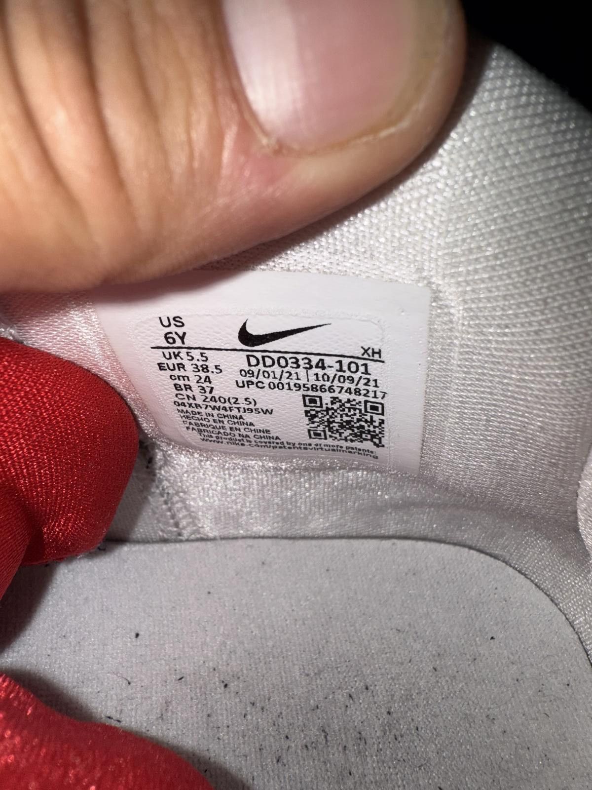 Nike Nike Kyrie Infinity Infinity (Gs) Size US 6 / EU 39 - 12 Thumbnail