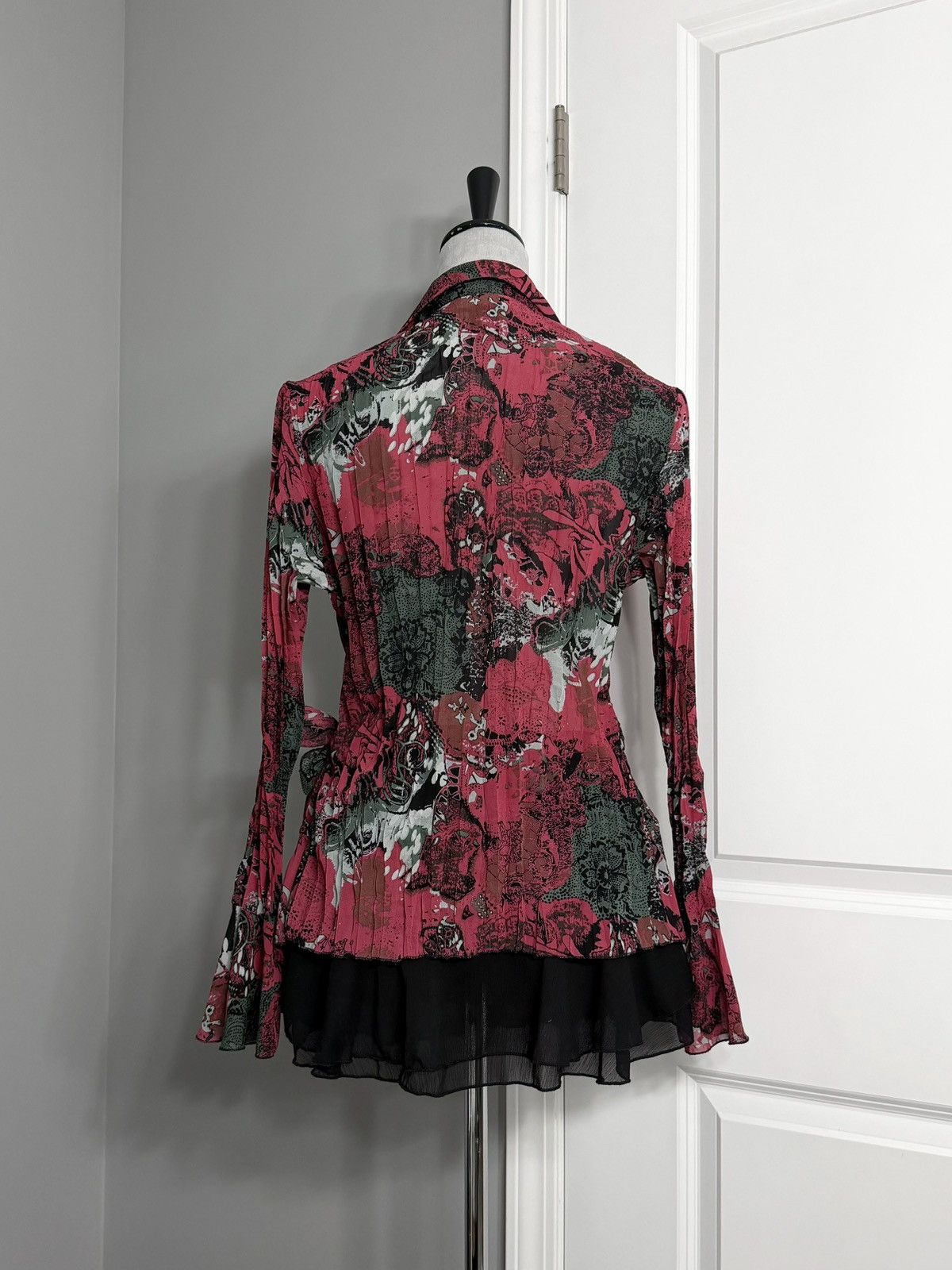 Other Studio 1940 Kimono Tied Wrap Blouse Raspberry Floral Graphic Size M / US 6-8 / IT 42-44 - 3 Thumbnail