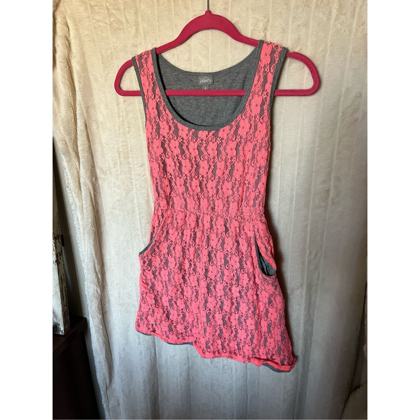 Other Vanity Grey With Pink Lace Dress Woman’s Size Small Size S / US 4 / IT 40 - 1 Thumbnail