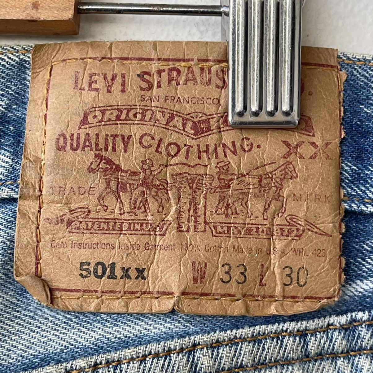 Levi's Vintage 90s Levi's 501xx Denim Jeans Thrashed Distressed Size US 33 - 19 Thumbnail