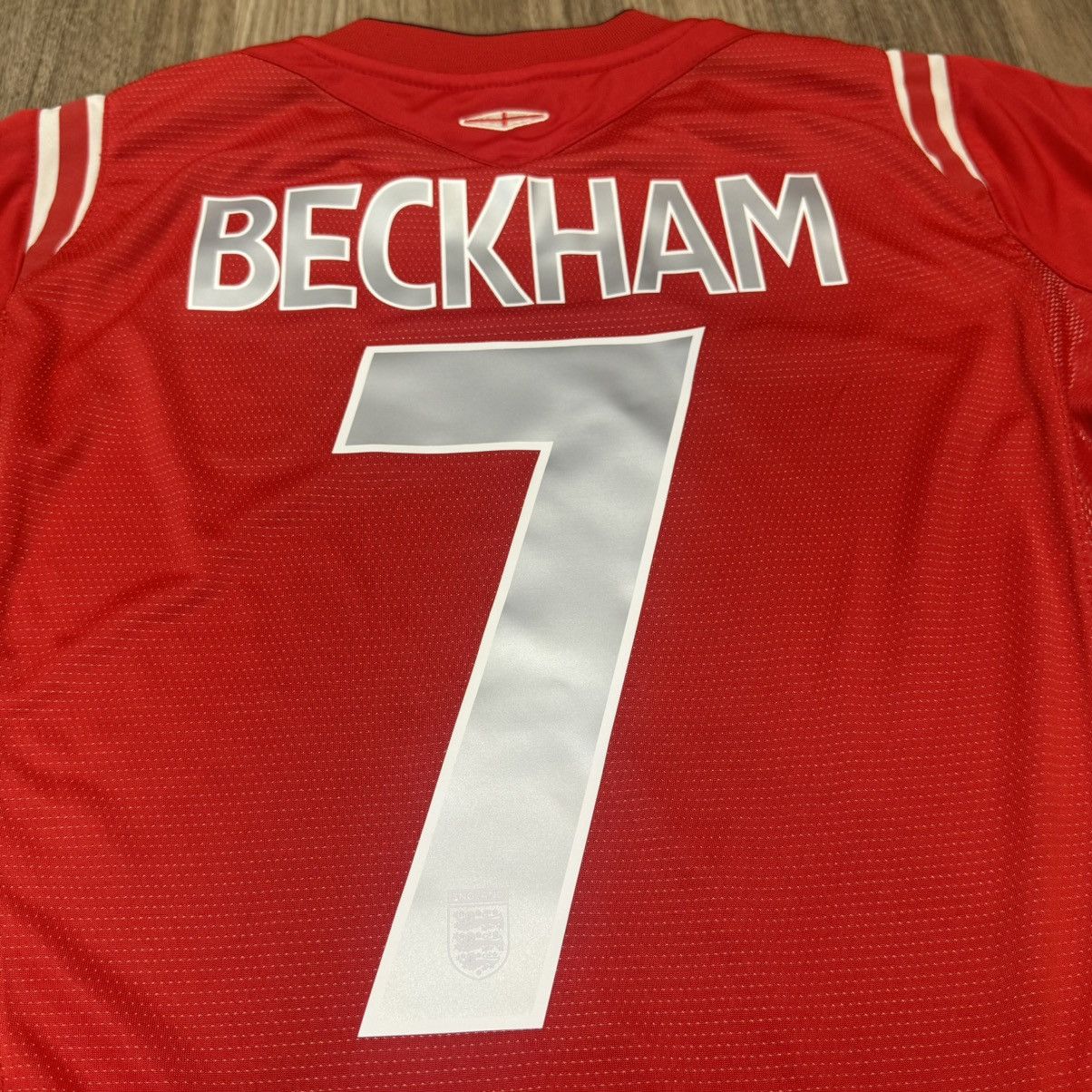 Umbro England Euro 2004 away shirt #7 Beckham Size US S / EU 44-46 / 1 - 5 Thumbnail