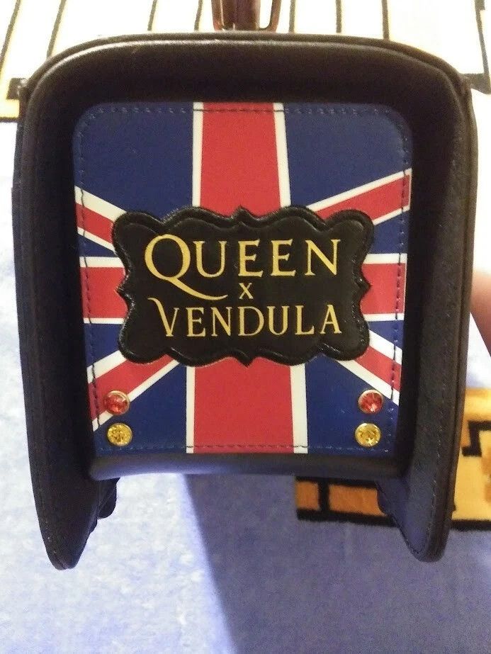 Other Queen Vendula London Crazy Tour Bus Bag + Coin Purse Bundle Size ONE SIZE - 4 Thumbnail